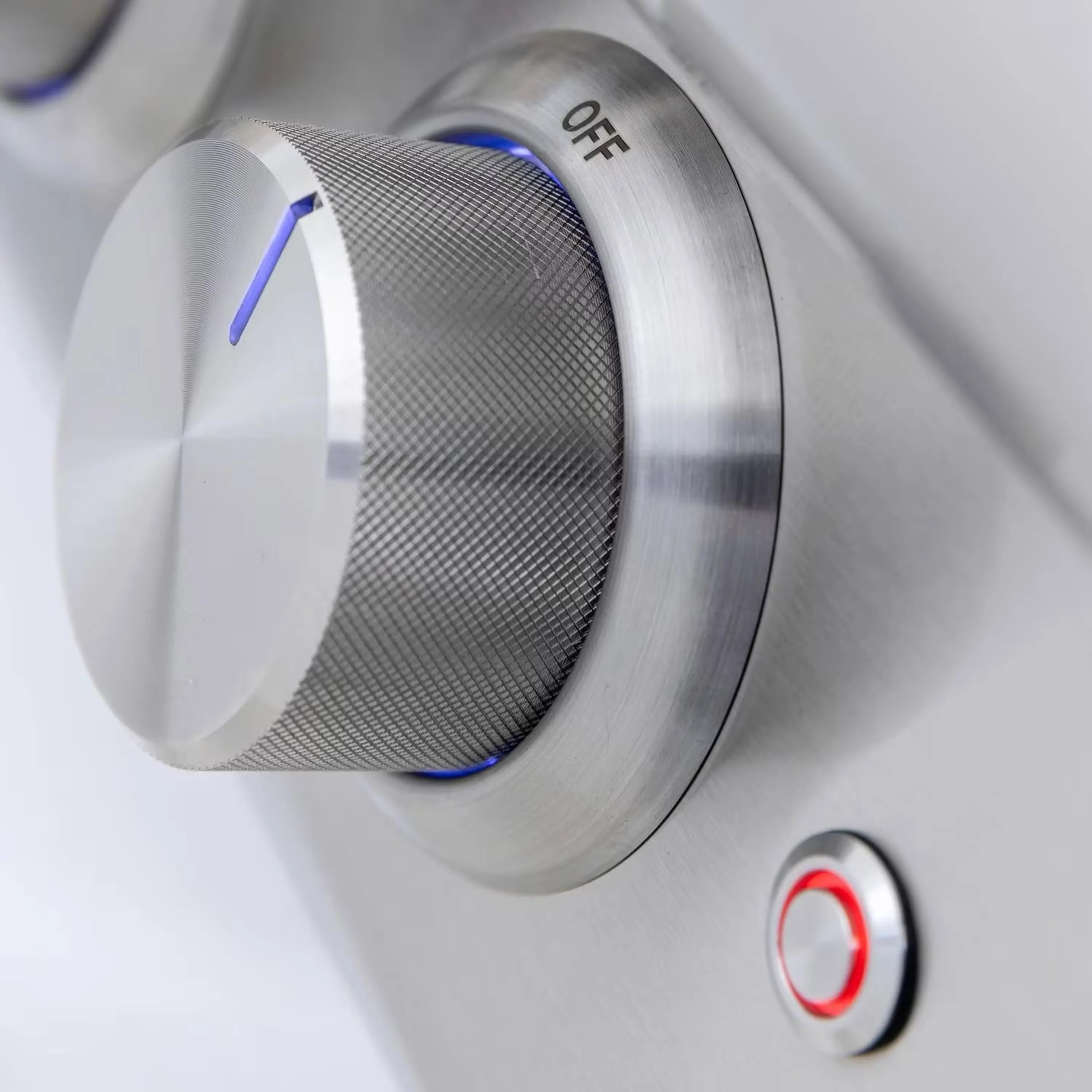 Stainless grill control knobs with OFF setting and blue-lit indicator
