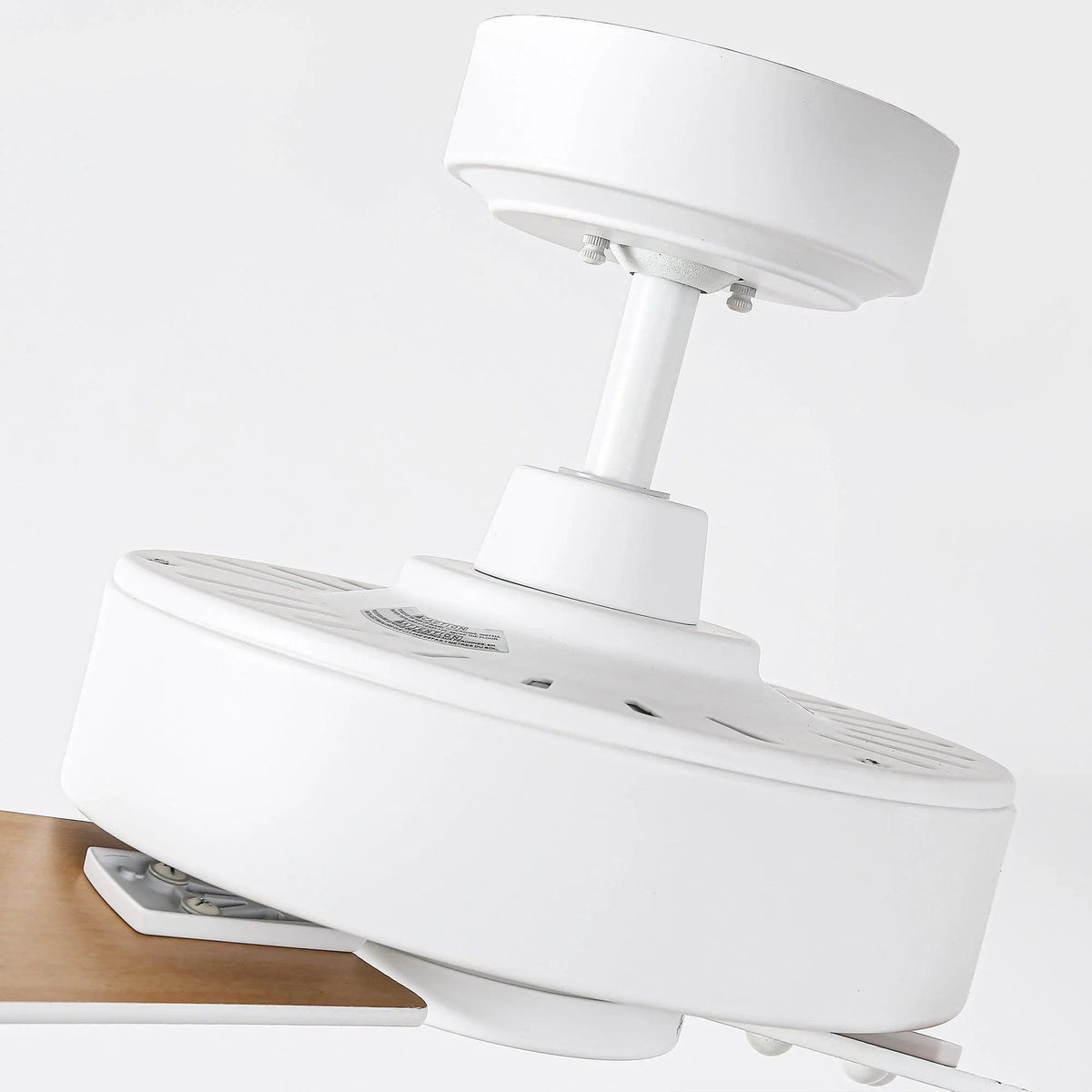 White 52-inch ceiling fan with 4 blades and wall-mounted speed control receiver