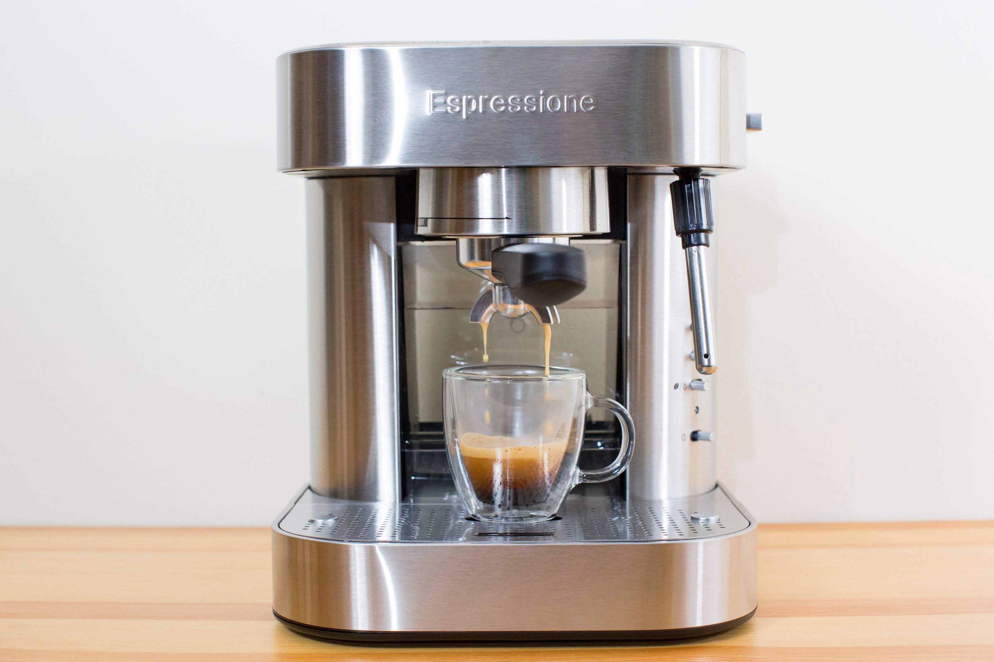 Espressione stainless steel automatic espresso machine with cup under group head