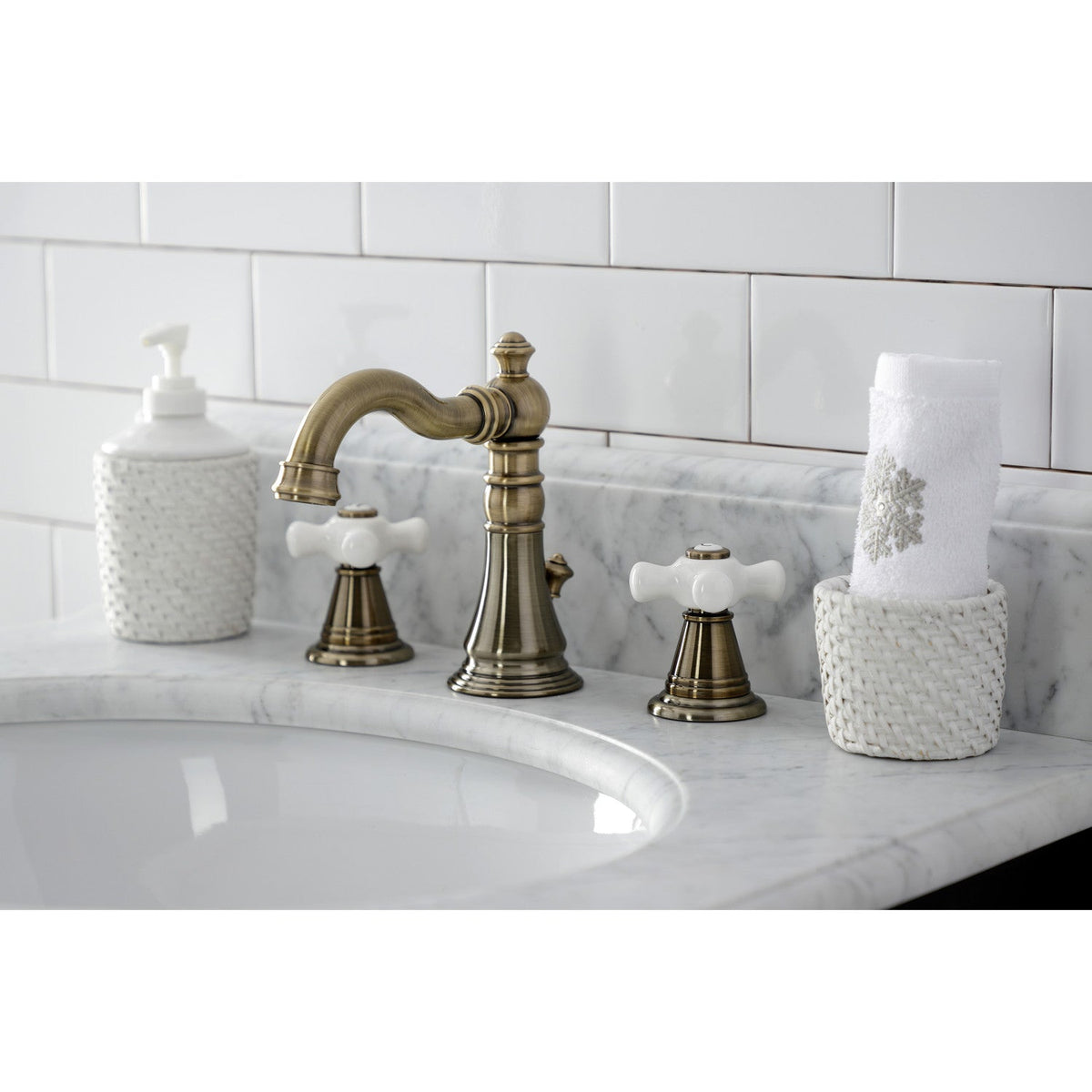 American Classic Widespread Bathroom Faucet with Brass Pop-Up in Antique Brass
