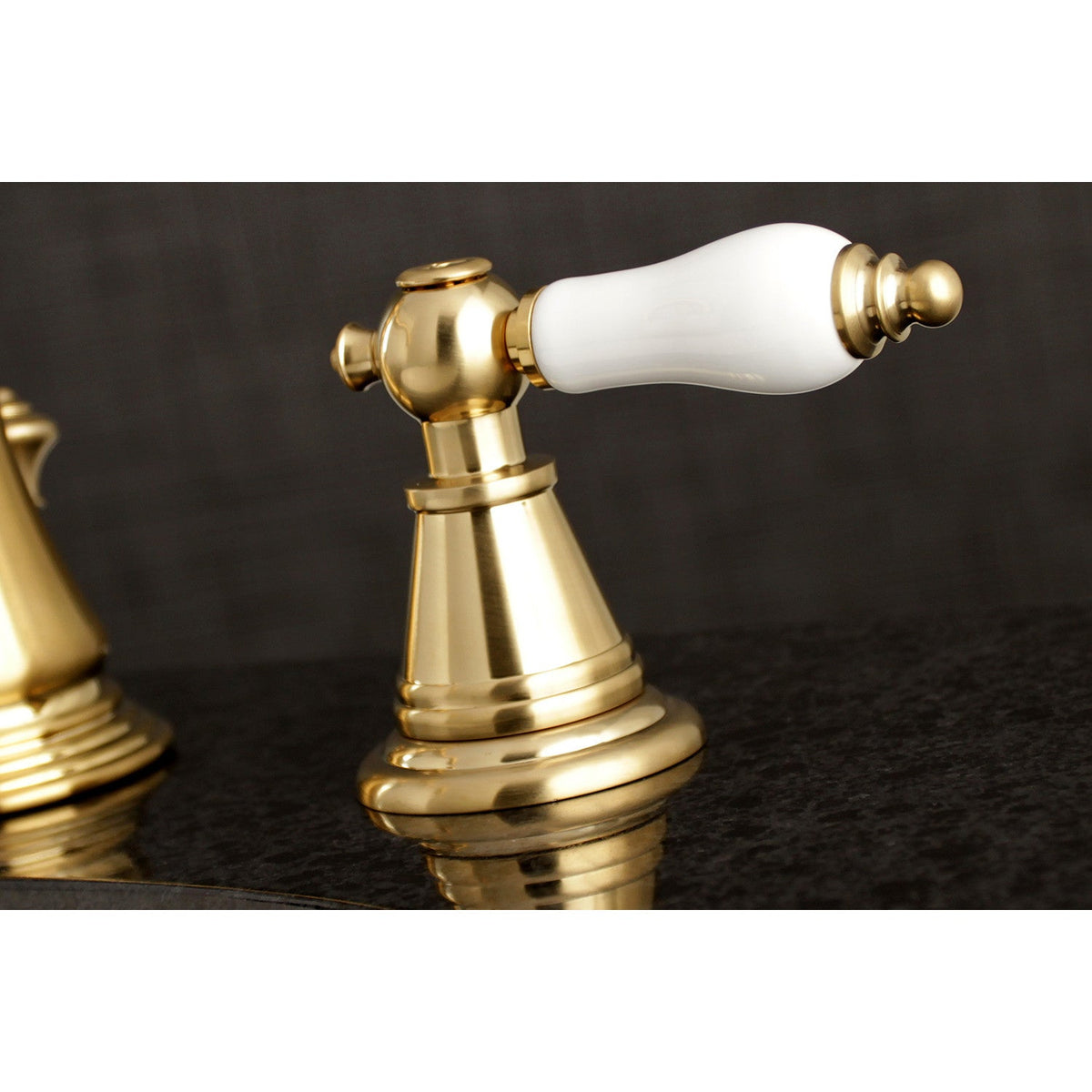 English Classic Widespread Bathroom Faucet with Brass Pop-Up in Brushed Brass