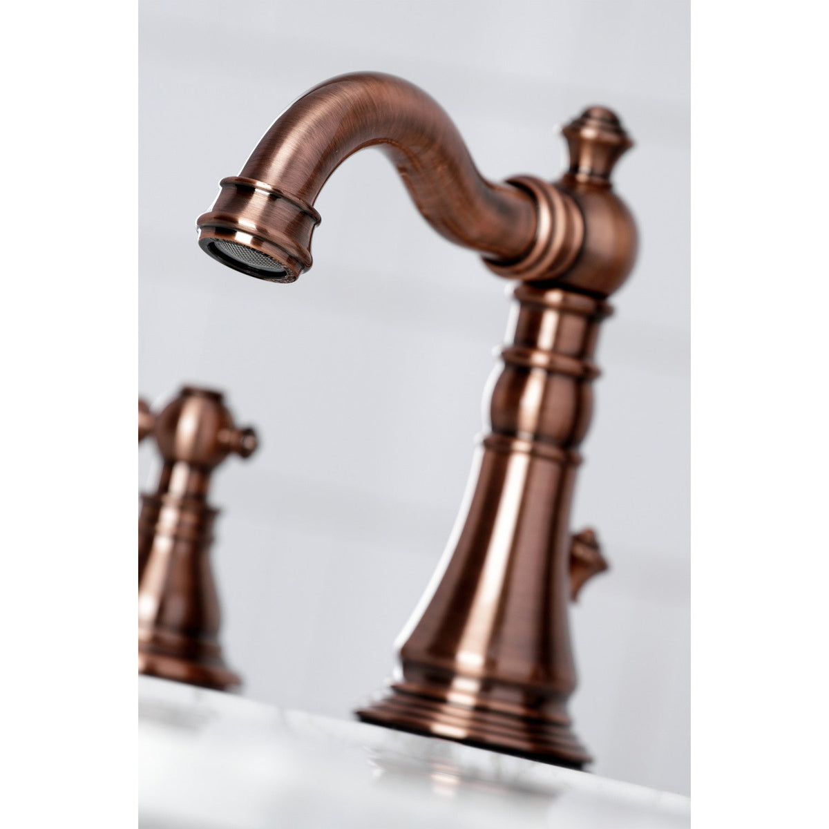 American Classic Widespread Bathroom Faucet with Brass Pop-Up in Antique Copper