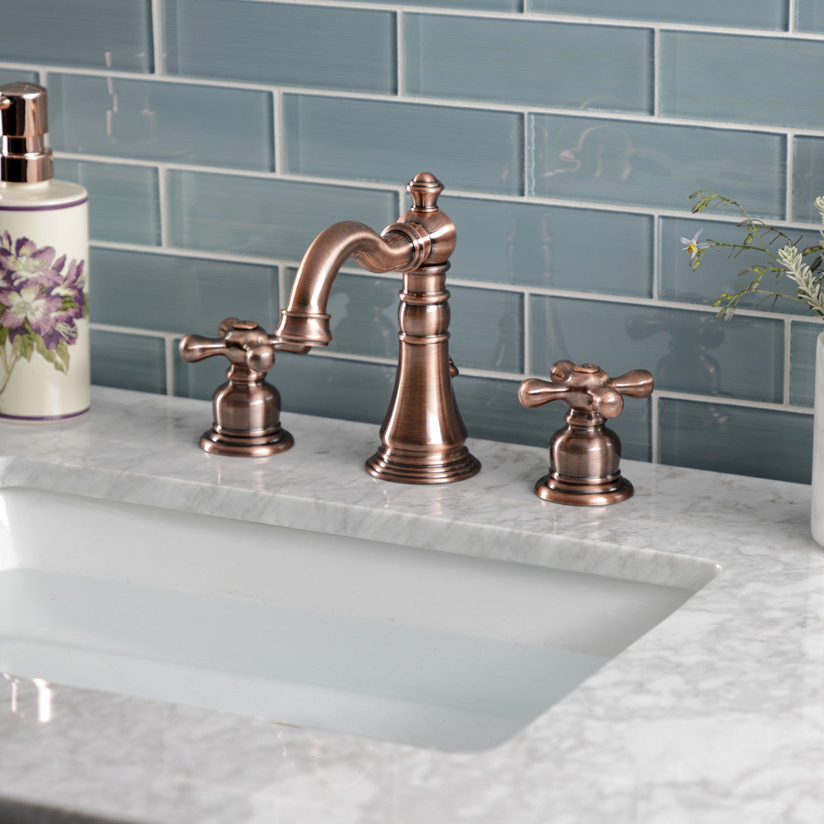 American Classic Widespread Bathroom Faucet with Brass Pop-Up in Antique Copper