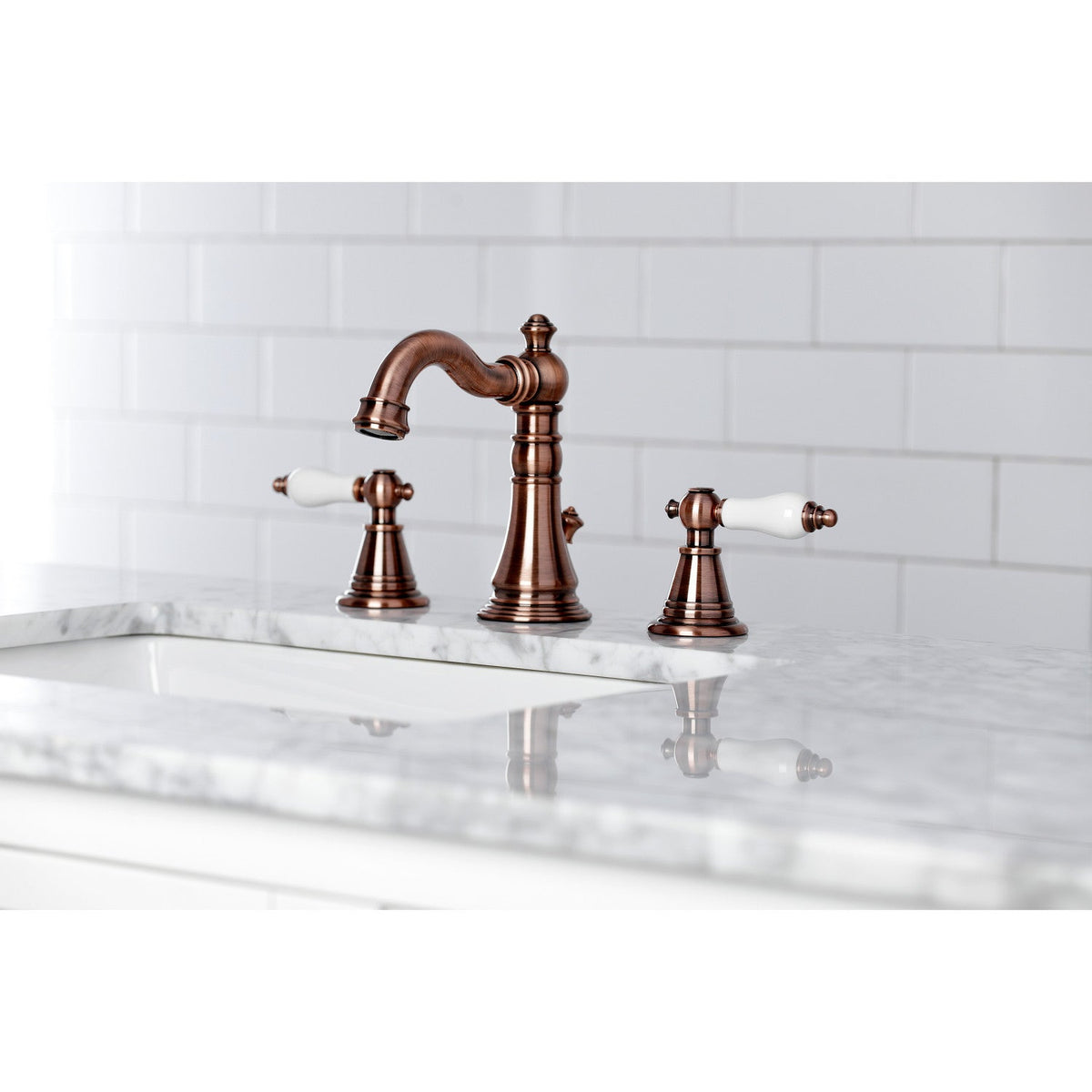 English Classic Widespread Bathroom Faucet with Brass Pop-Up in Antique Copper