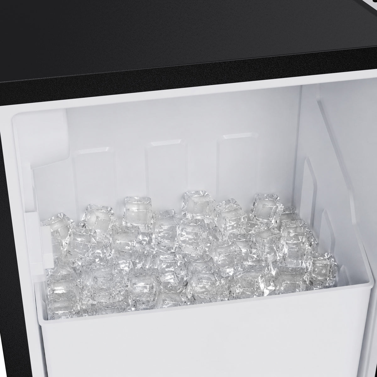 Ice bin of the Cristallo cubed ice maker
