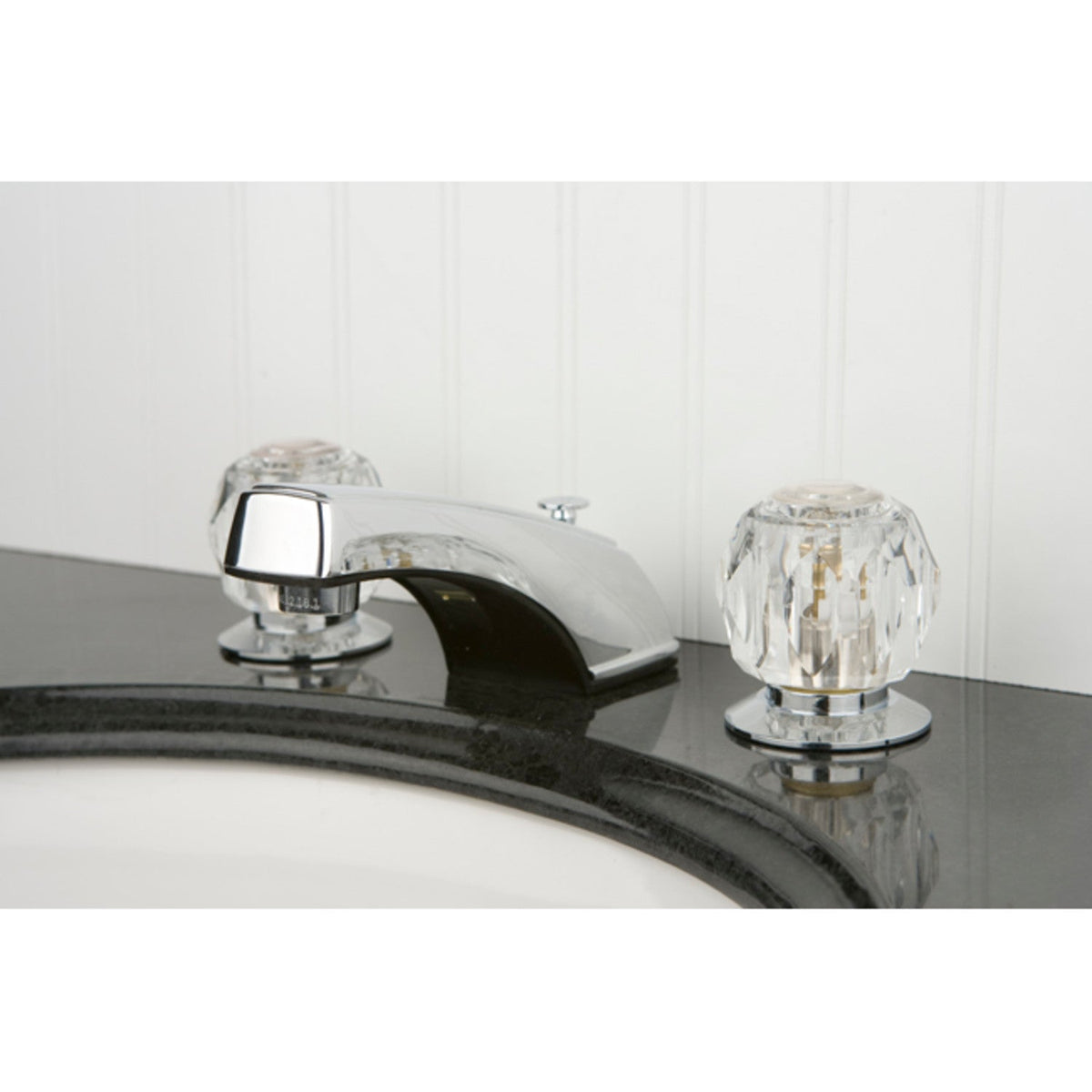 Americana Widespread Bathroom Faucet with Pop-Up Drain in Polished Chrome