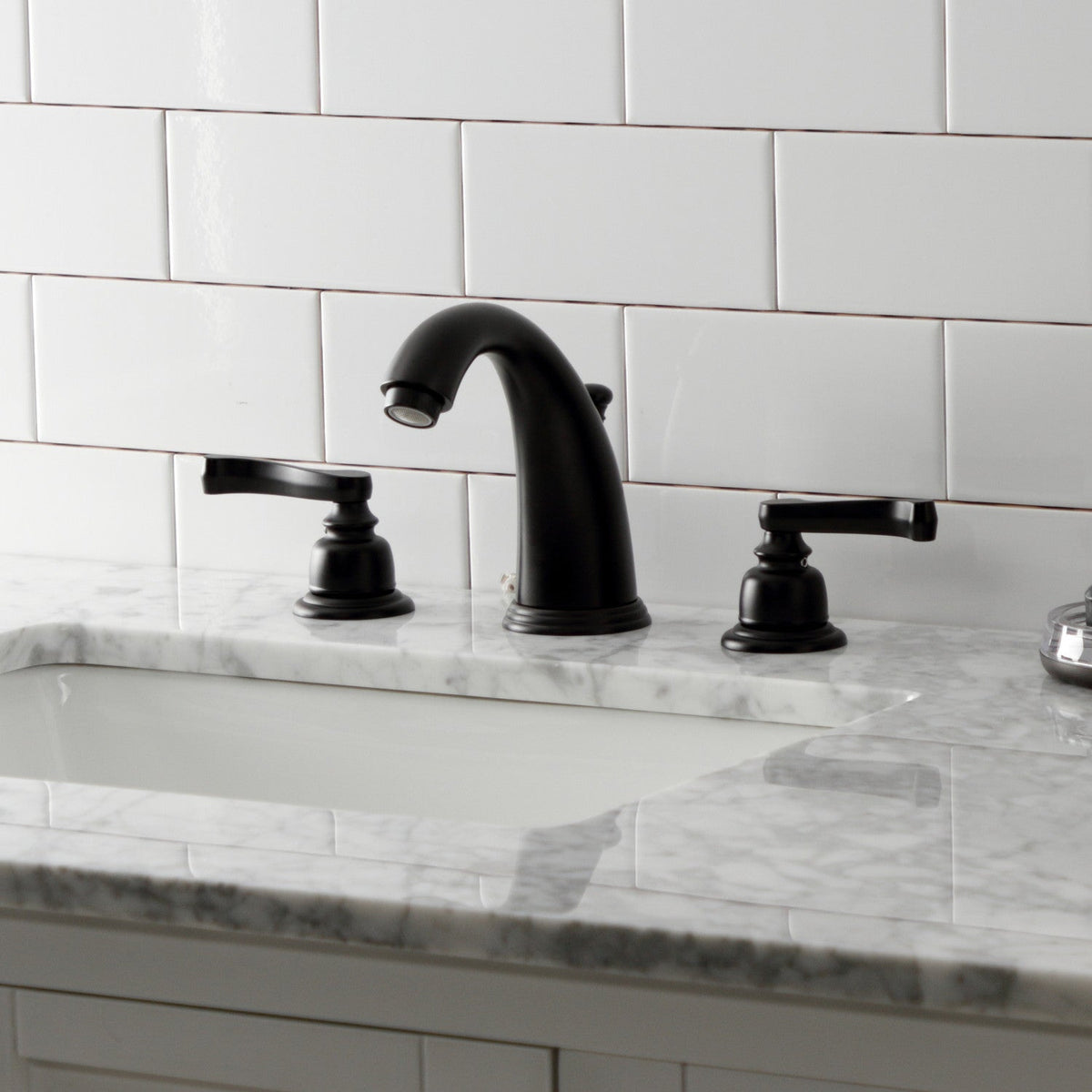 Royale Widespread Bathroom Faucet with Pop-Up Drain in Matte Black