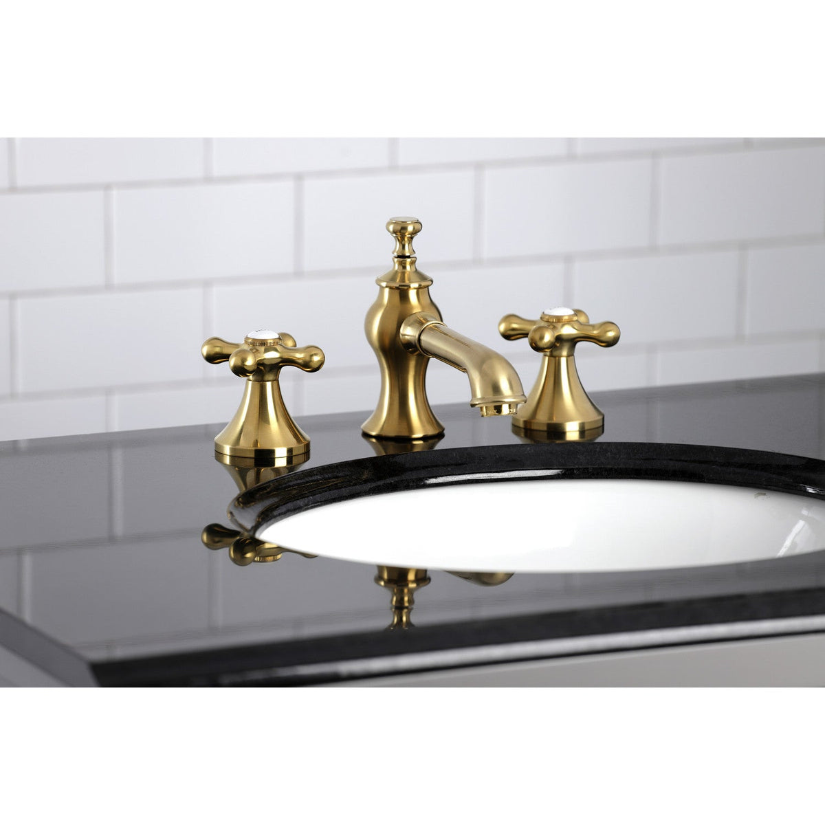 Vintage Widespread Bathroom Faucet with Brass Pop-Up in Brushed Brass