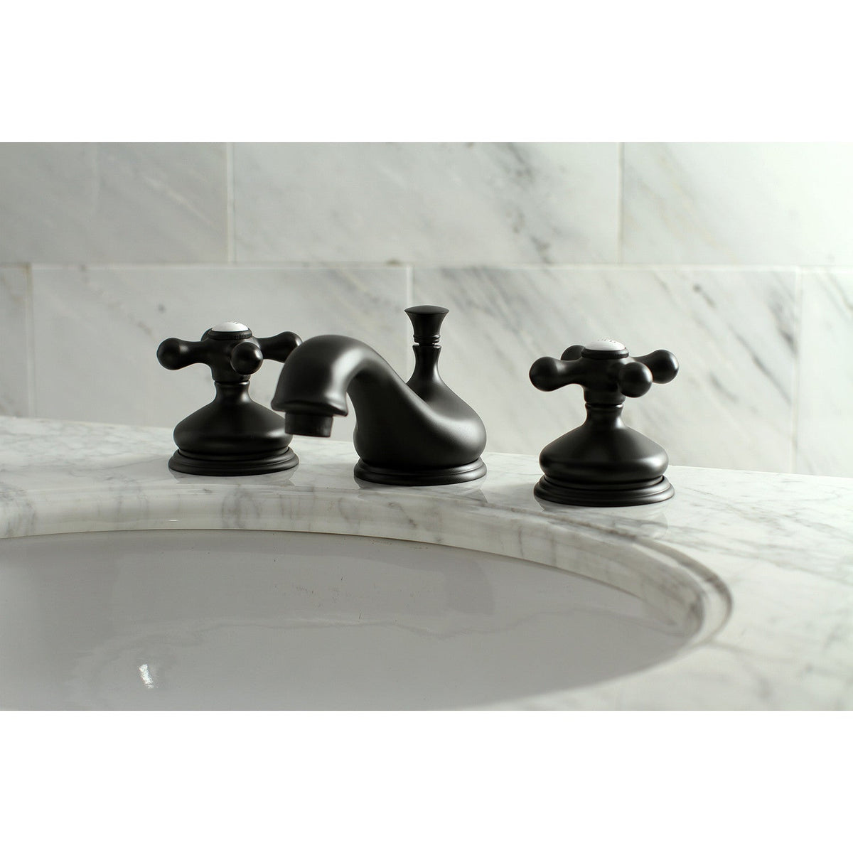 Heritage Widespread Bathroom Faucet with Brass Pop-Up in Matte Black