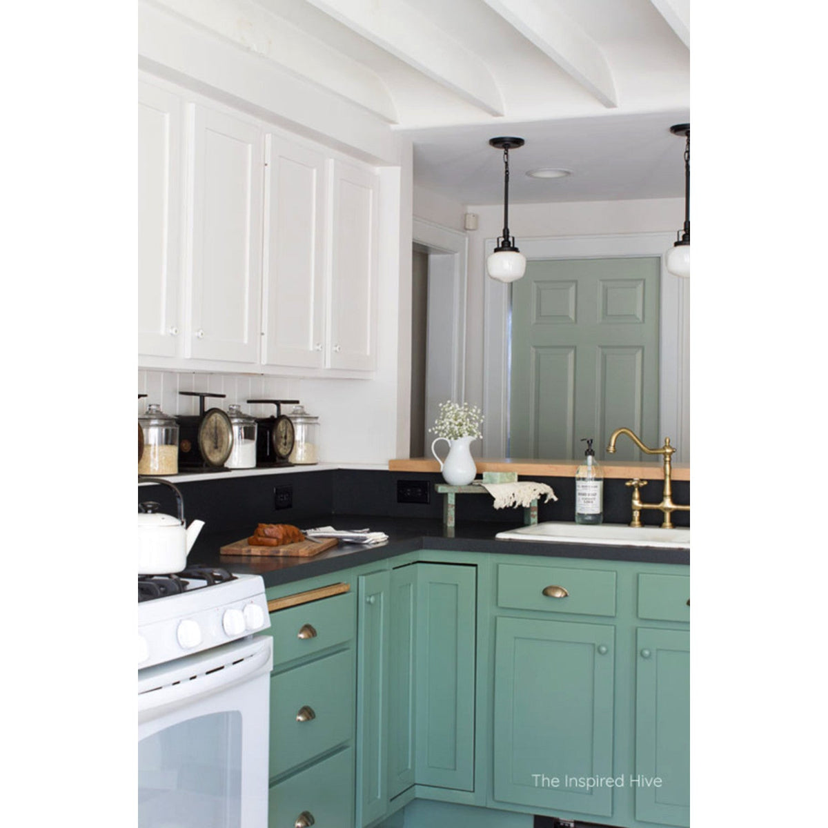 Heritage Bridge Kitchen Faucet with Brass Side Sprayer in Antique Brass
