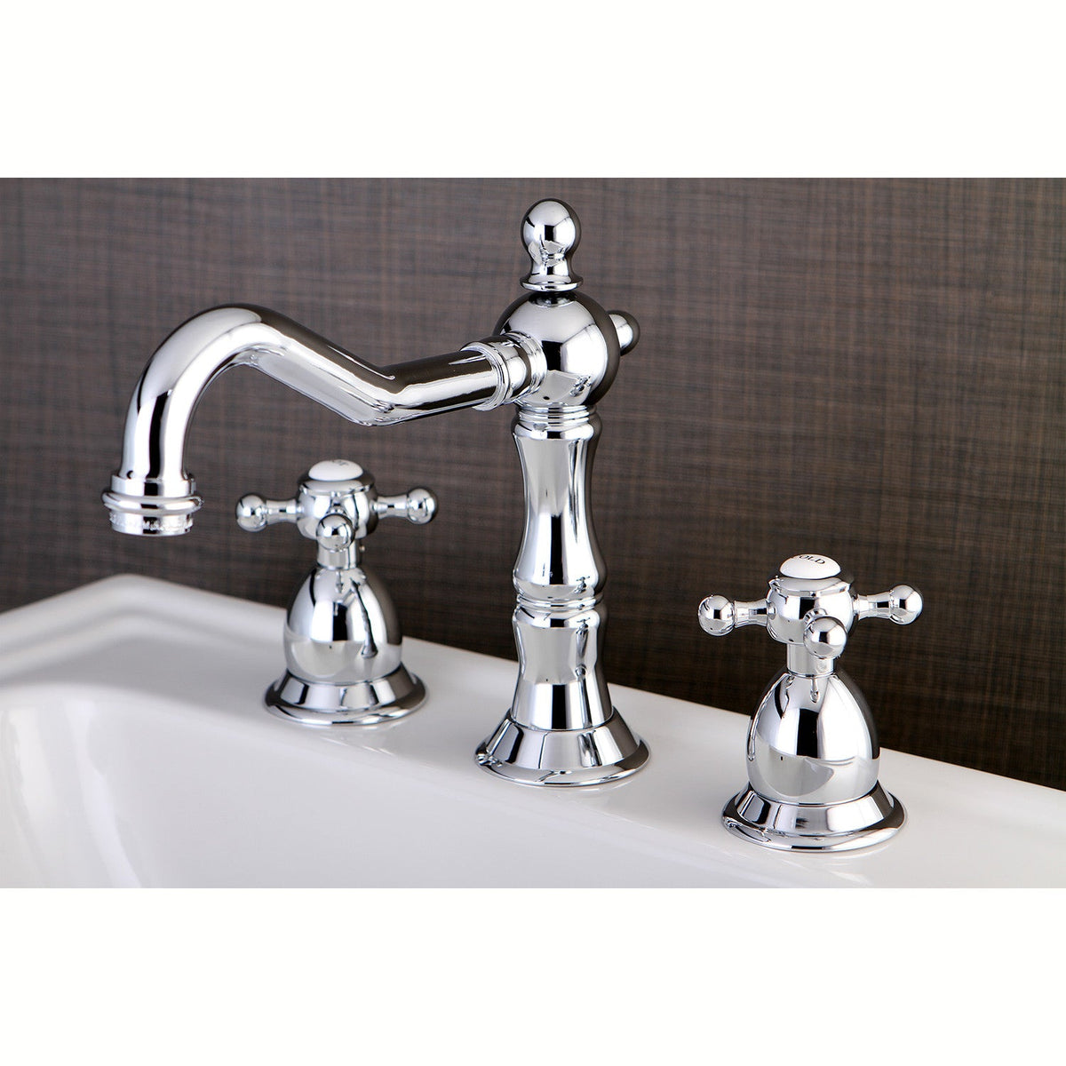 Heritage Widespread Bathroom Faucet with Brass Pop-Up in Polished Chrome