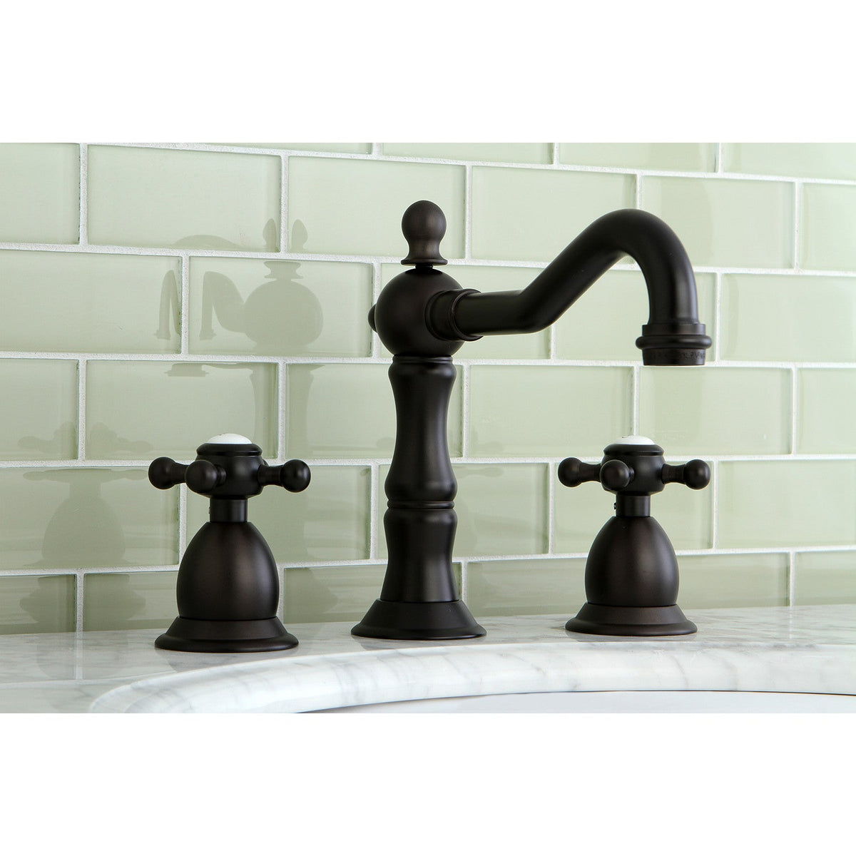 Heritage Widespread Bathroom Faucet with Brass Pop-Up in Oil Rubbed Bronze