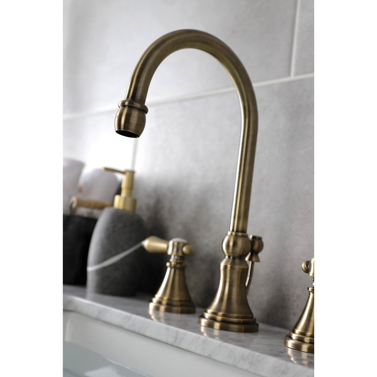 Heirloom Widespread Bathroom Faucet with Brass Pop-Up in Antique Brass