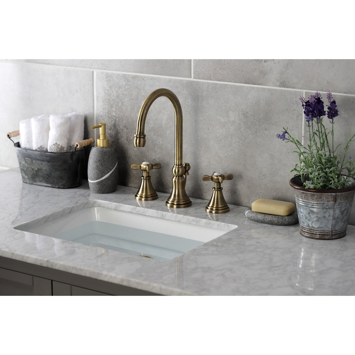 Essex Widespread Bathroom Faucet with Brass Pop-Up in Antique Brass