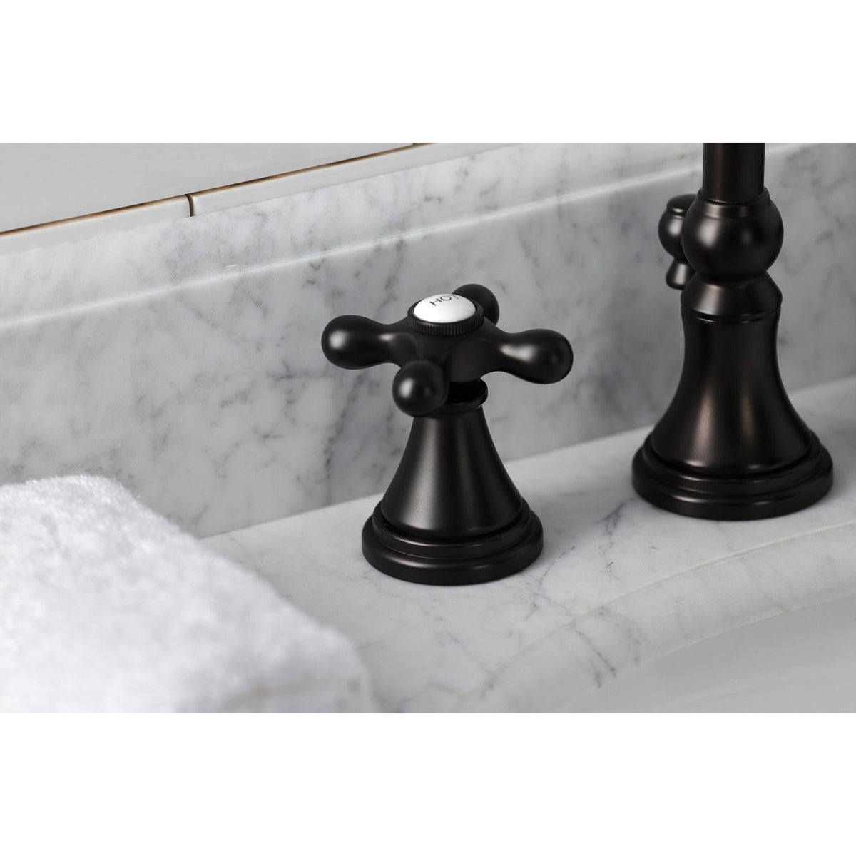 Governor Widespread Bathroom Faucet with Brass Pop-Up in Oil Rubbed Bronze