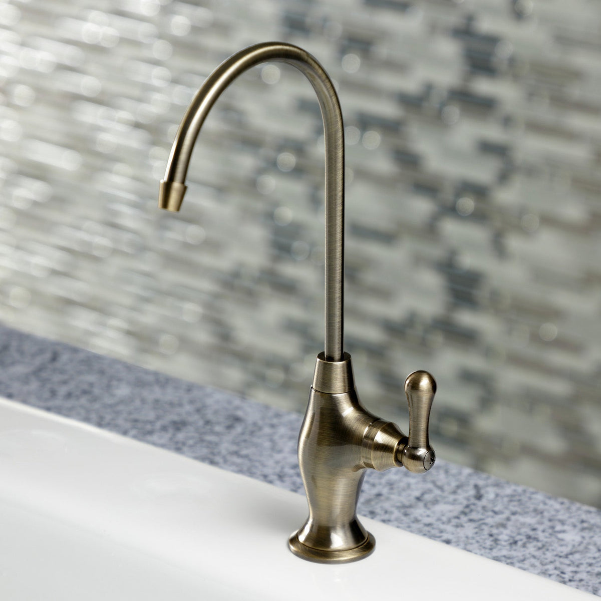 Restoration Single-Handle Water Filtration Faucet in Antique Brass