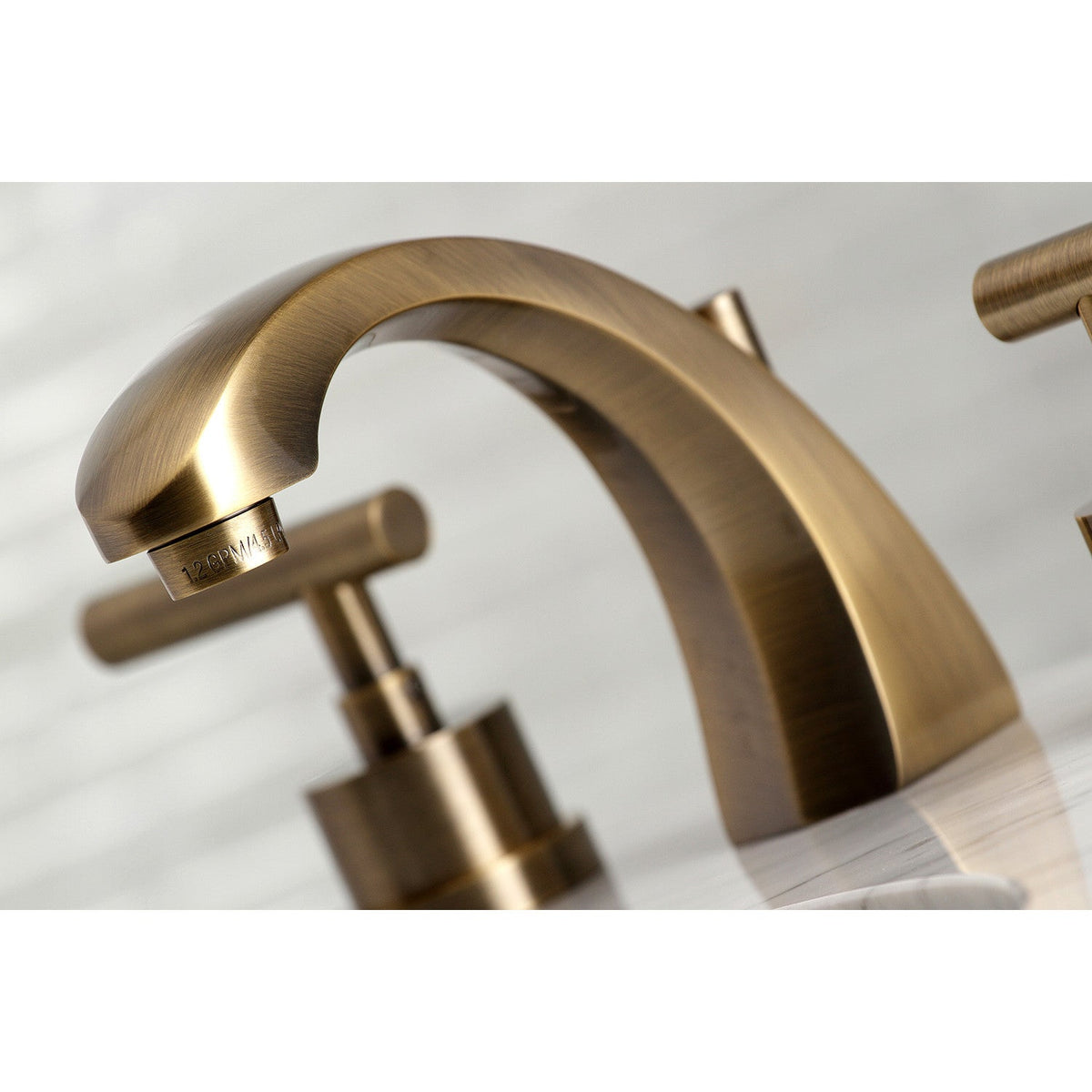 Manhattan Widespread Bathroom Faucet with Brass Pop-Up in Antique Brass