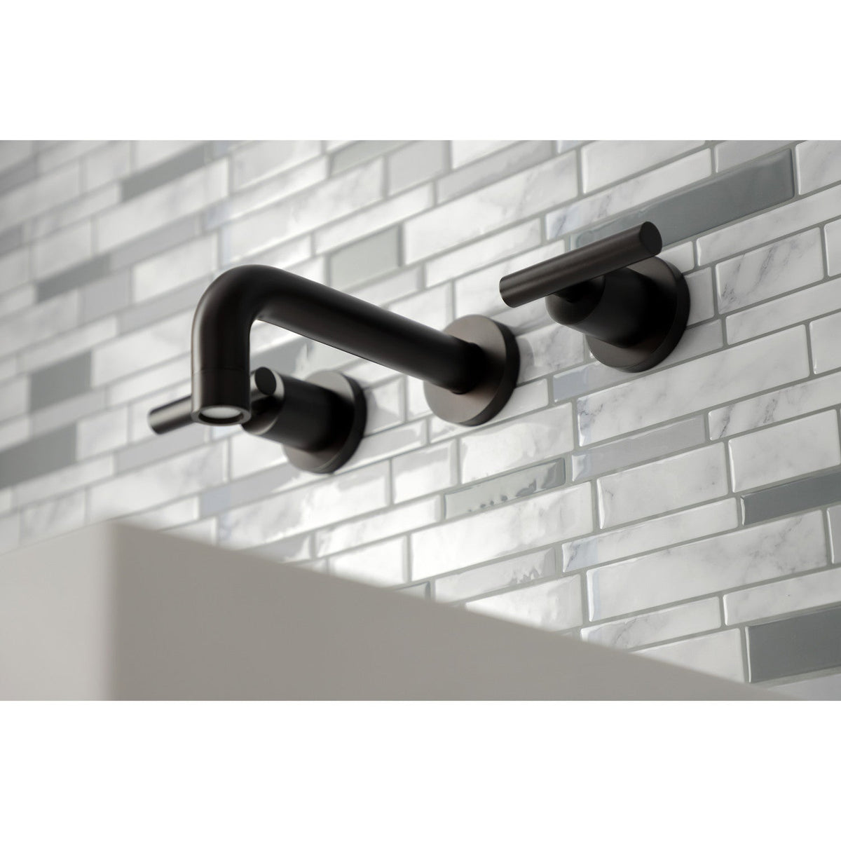 Manhattan Double-Handle Wall Mount Bathroom Faucet in Oil Rubbed Bronze