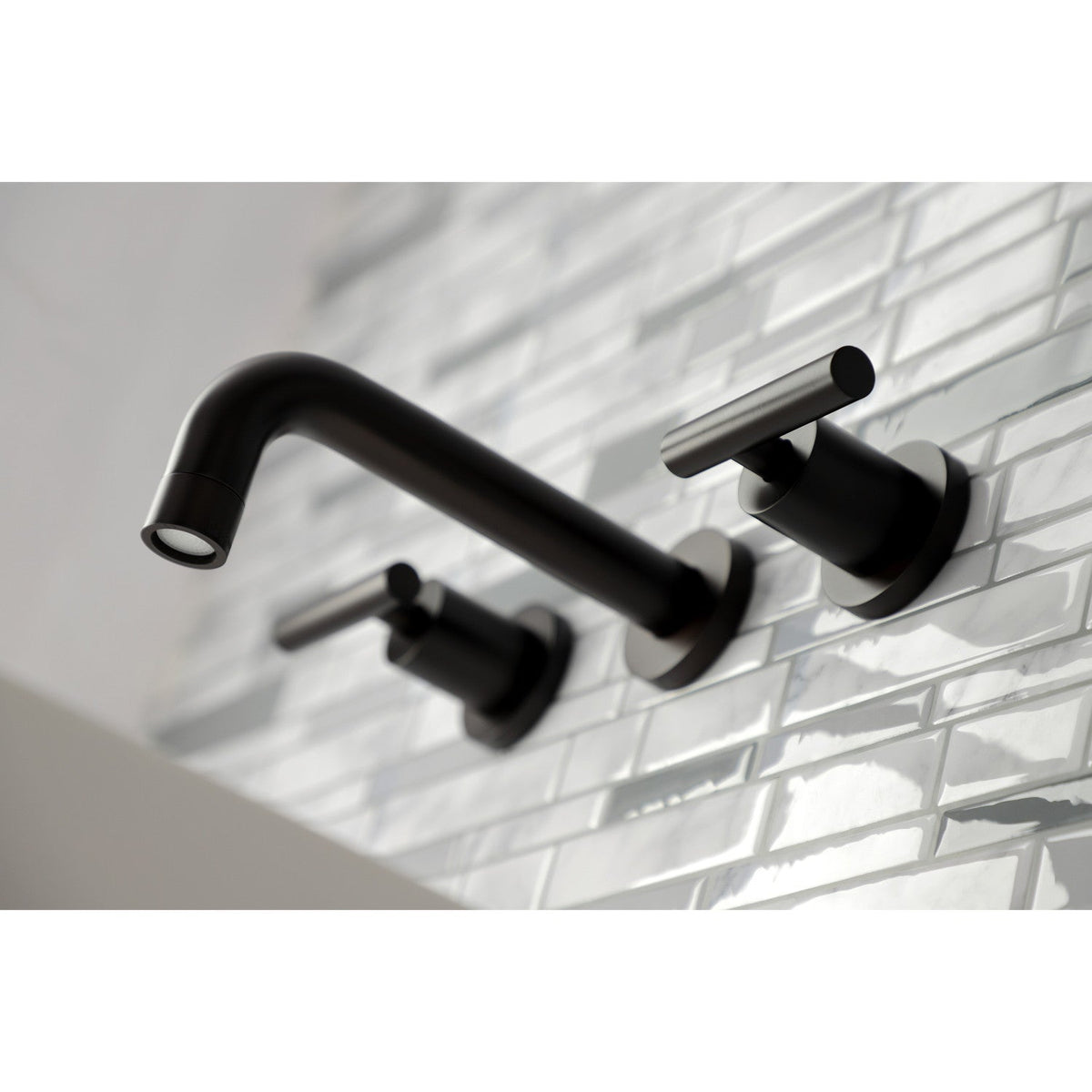 Manhattan Double-Handle Wall Mount Bathroom Faucet in Oil Rubbed Bronze