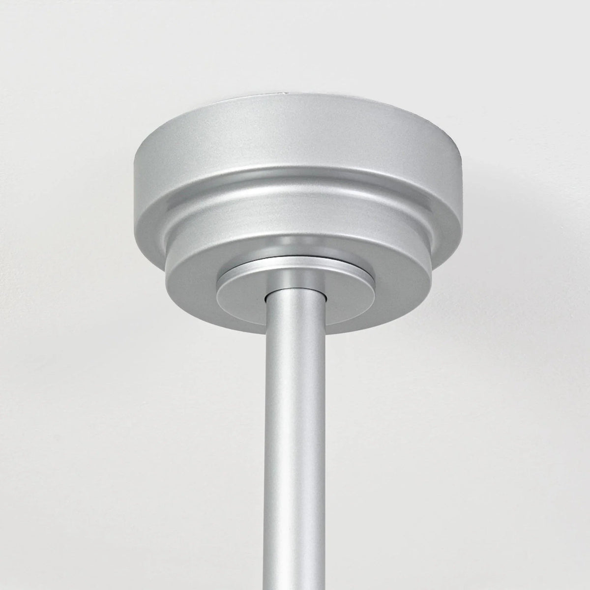 Ceiling fan canopy and downrod with round mounting plate