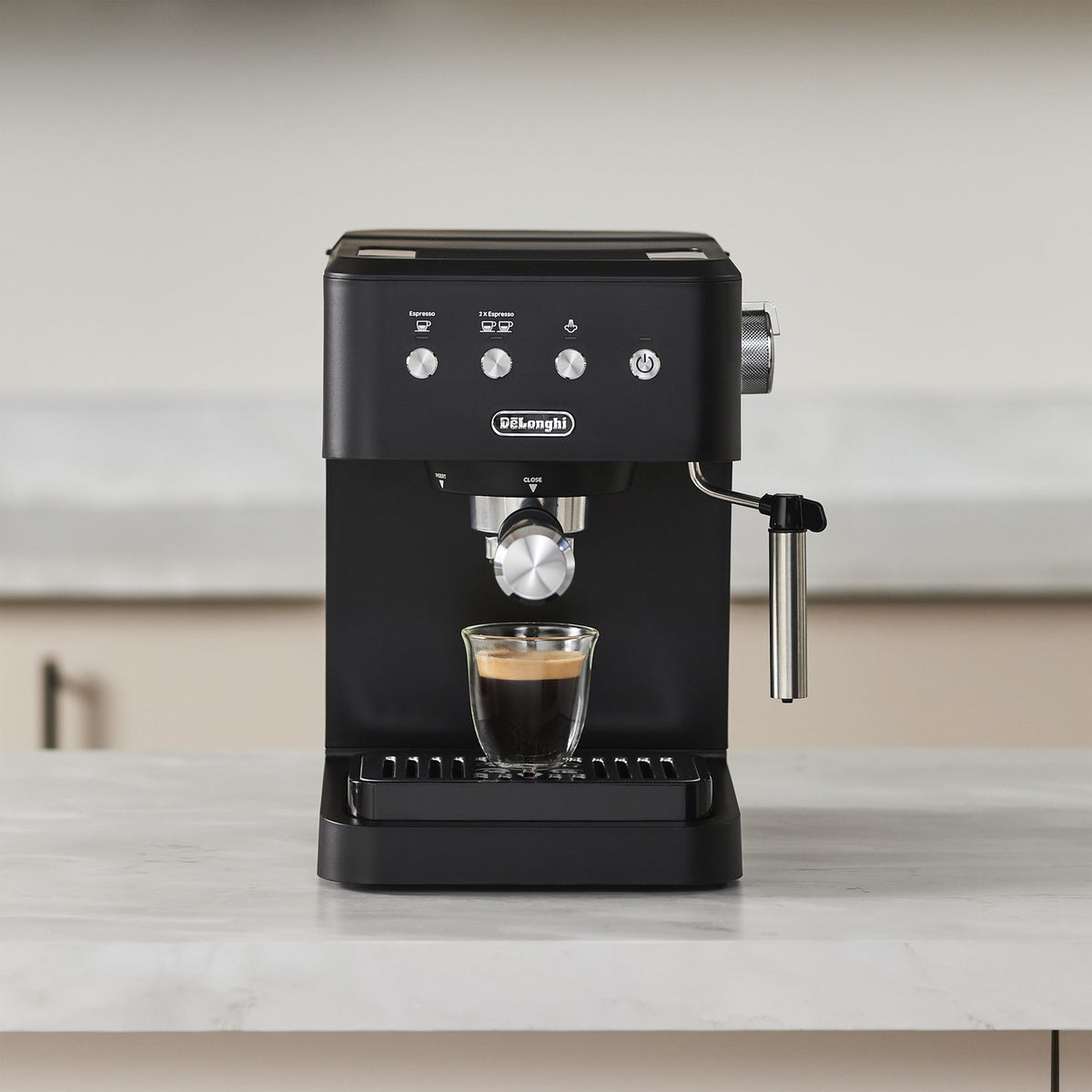 De'Longhi 15 Bar Pump Manual Espresso Machine in Matte Black (EM350BK) - image 18