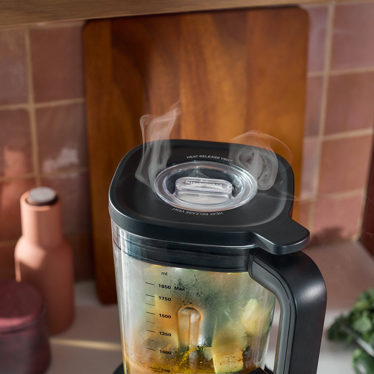 KitchenAid Pure Power Blender with 62 oz Glass Jar in Black Matte (KSB2070BM) - image 9