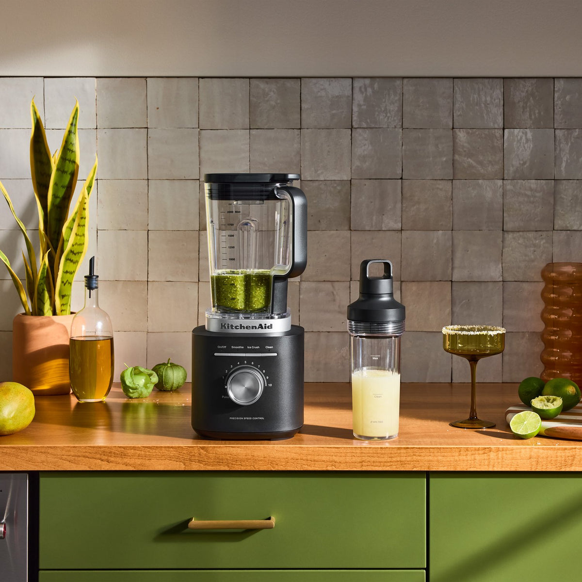 KitchenAid Pure Power Blender with Personal Blending Jar in Black Matte (KSB2079BM) - image 10