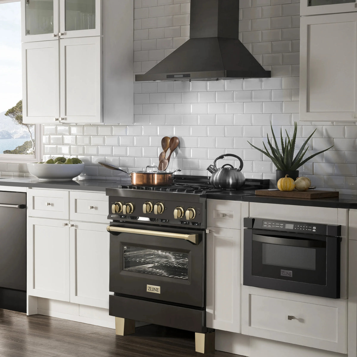 ZLINE Legacy Series Autograph Edition 30-inch Dual Fuel Range with Gas Stove and 4.0 Cu. Ft. Electric Oven in Black Stainless Steel with Gold Accents (RABZ-30-G)