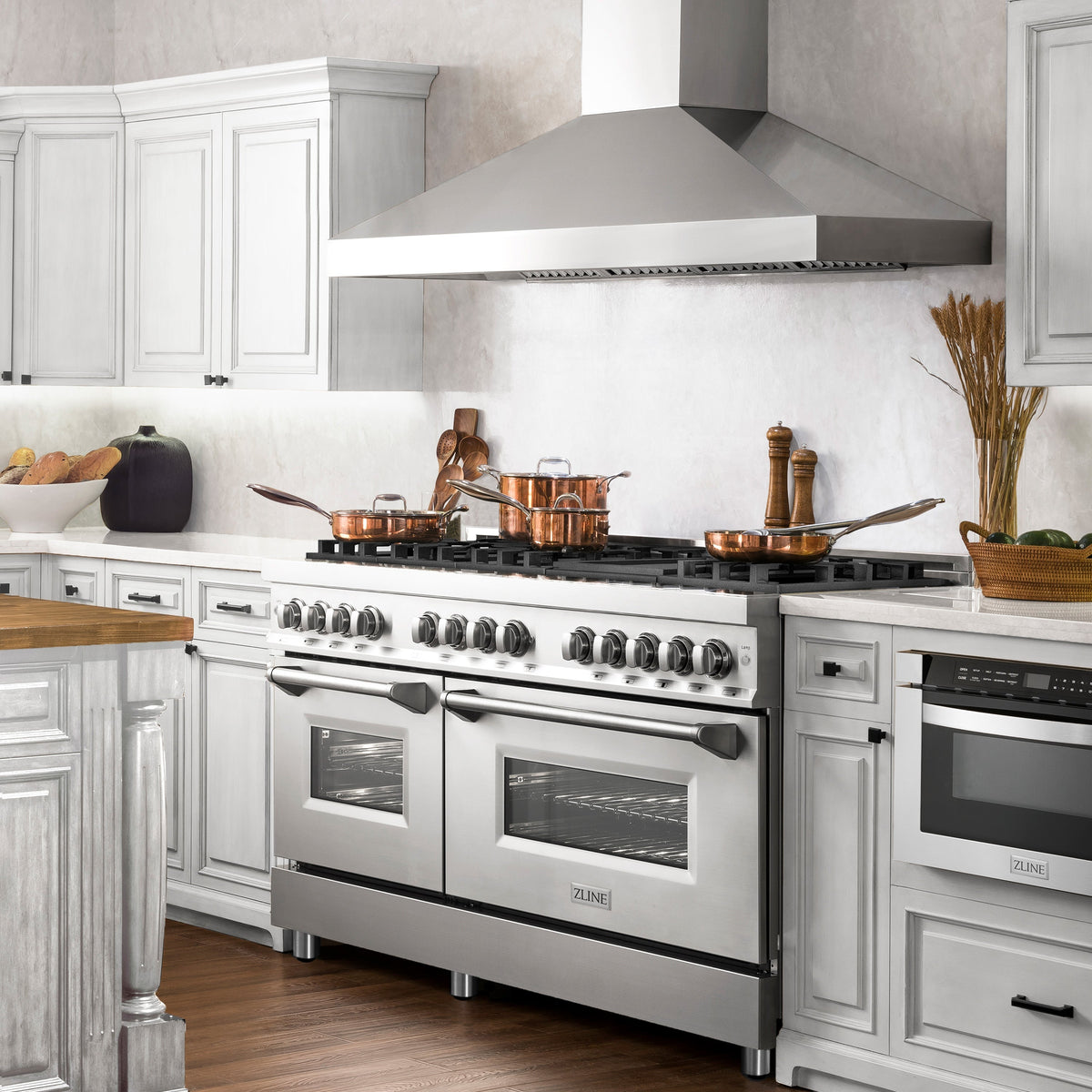 ZLINE 60-Inch Professional Convertible Vent Wall Mount Range Hood in Stainless Steel (597-60)