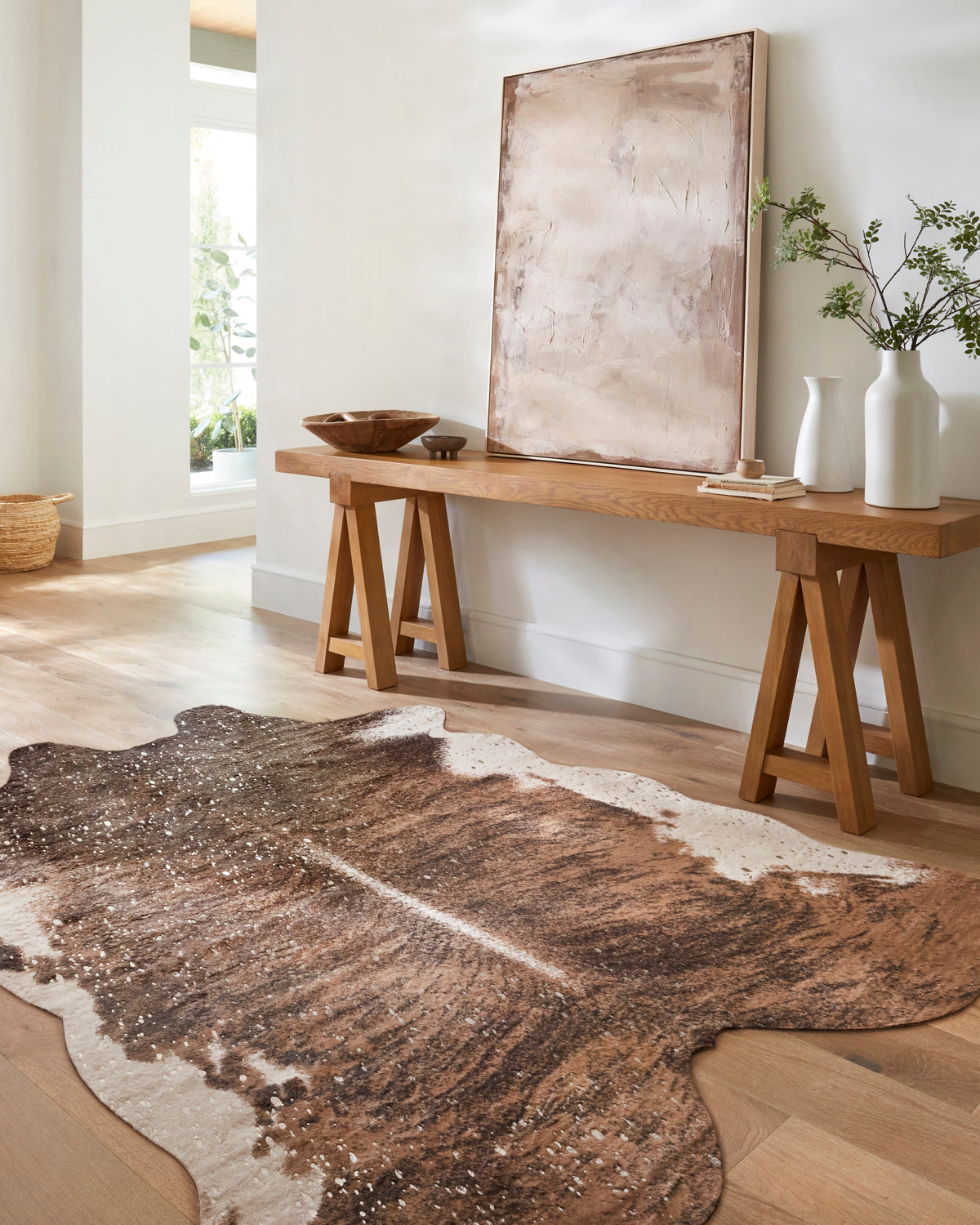 Walnut and champagne abstract power-loomed rug, corner with mottled speckle