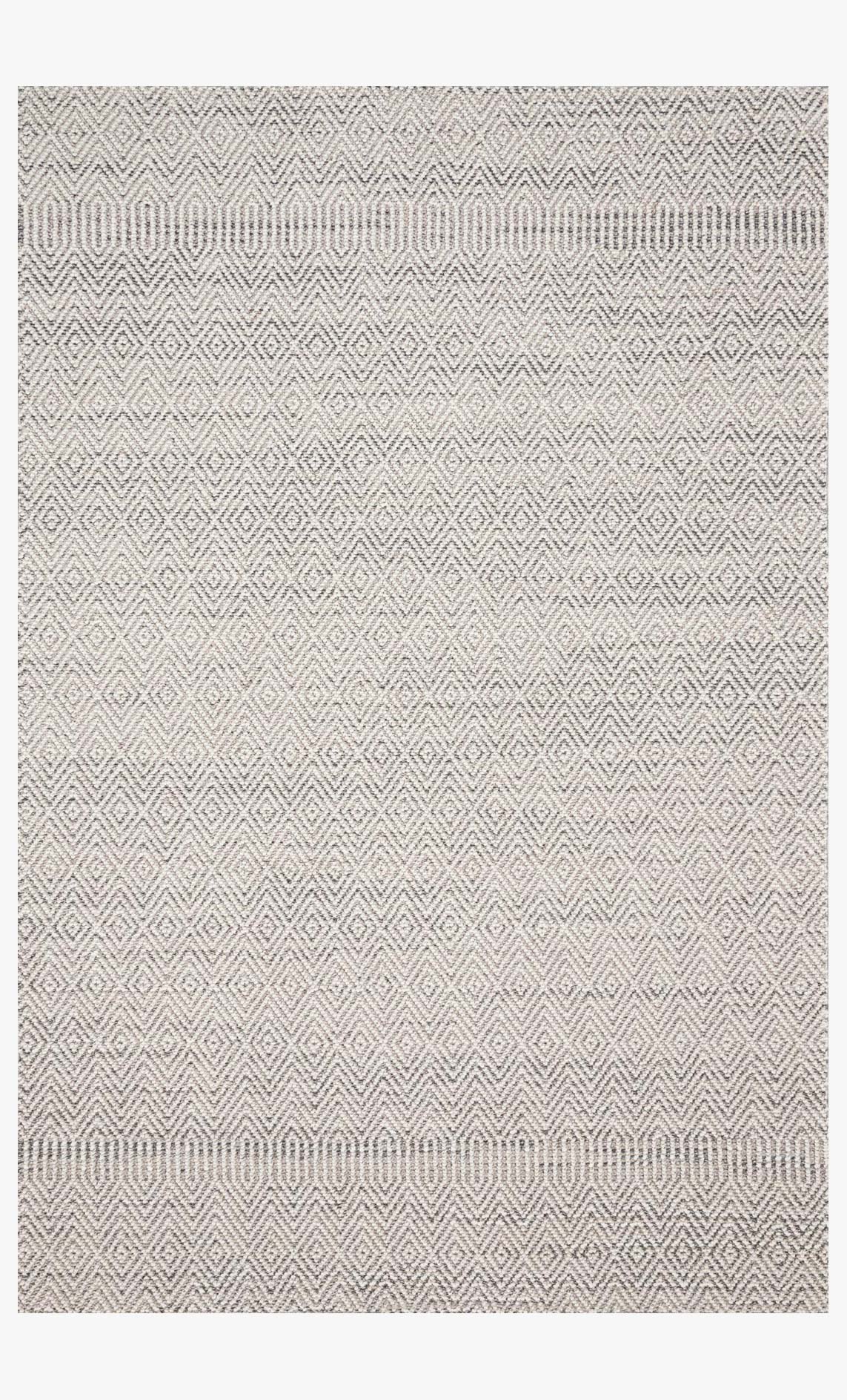 Grey and bone indoor/outdoor power-loomed rug with geometric diamond pattern