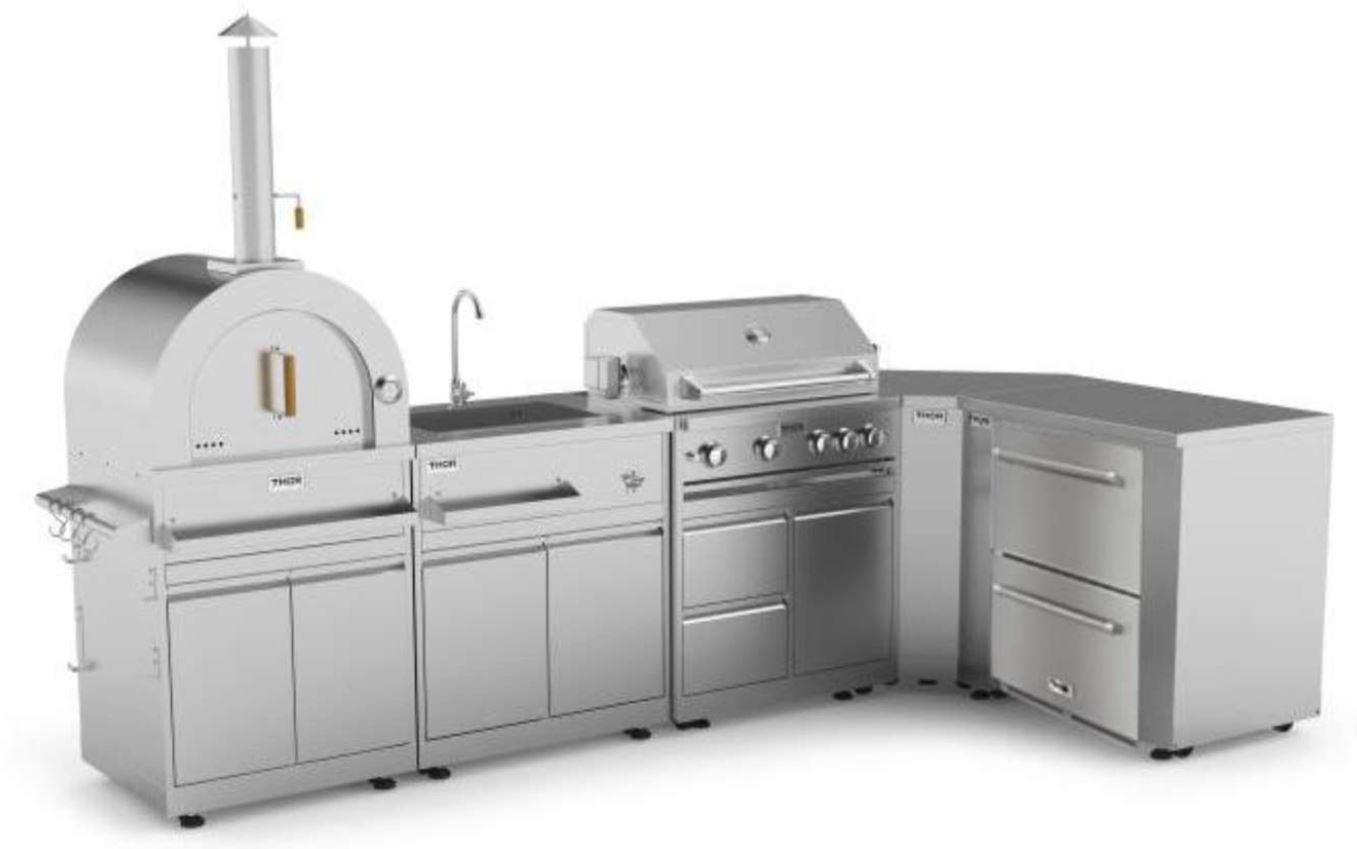 Stainless refrigerator cabinet module with closed door, built into outdoor kitchen set