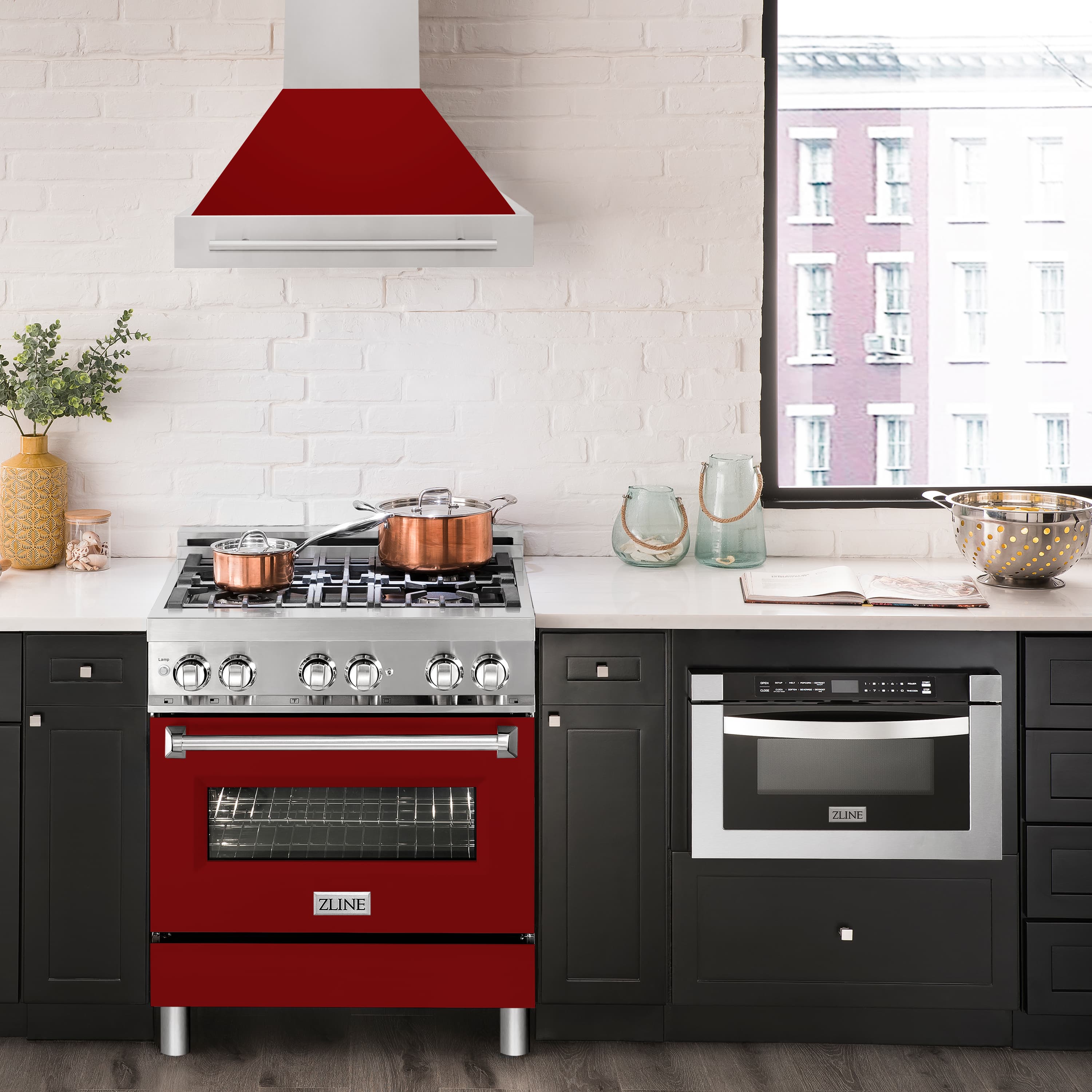 Wall-mounted range hood with stainless chimney and red glossy hood shell