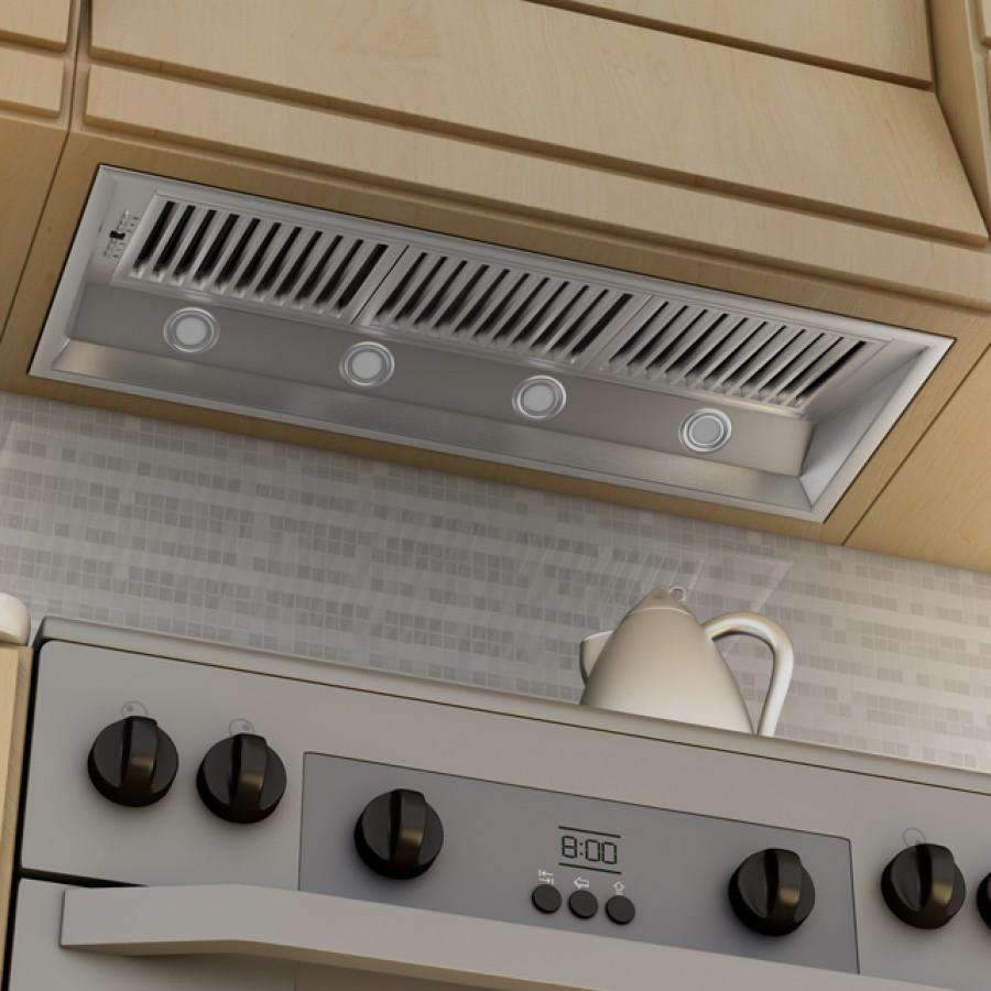Stainless steel range hood insert with baffle vent and round control knobs