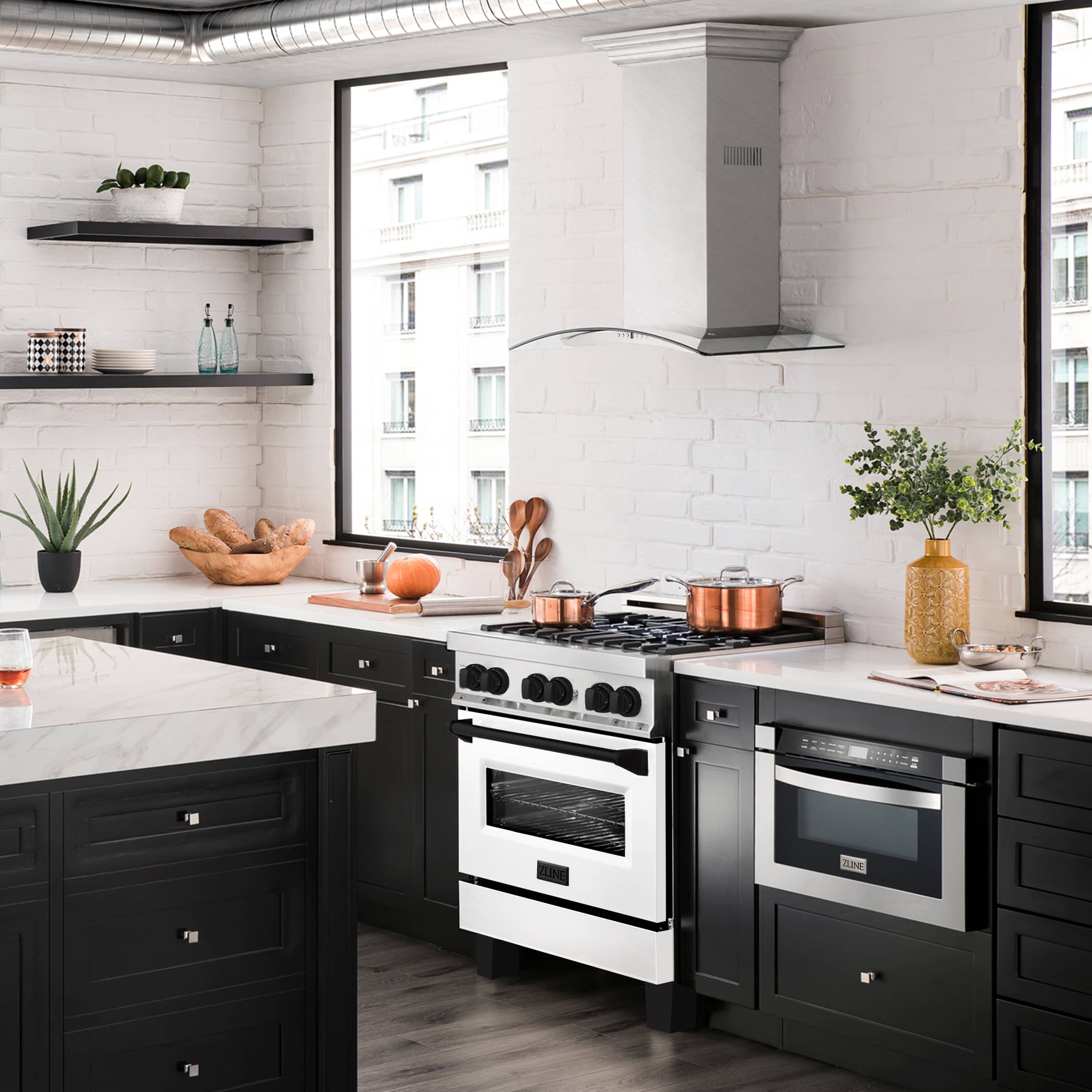 Stainless steel range with white matte oven door and black control knobs