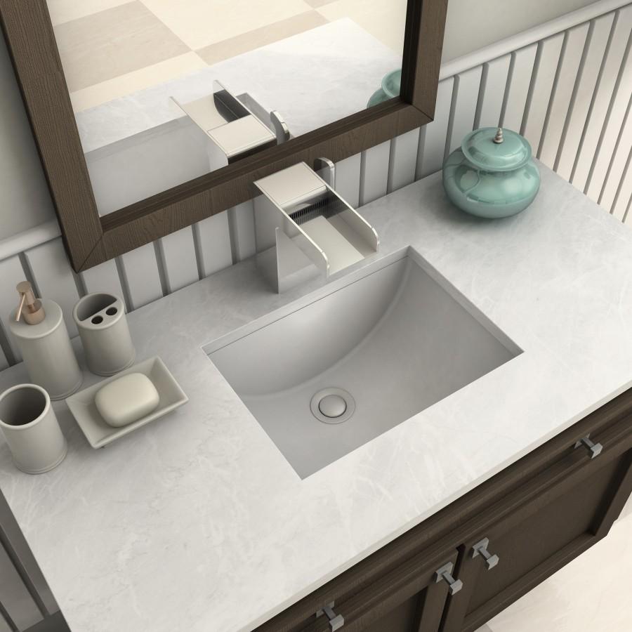 Chrome wall-mounted bath faucet with rectangular spout and single control