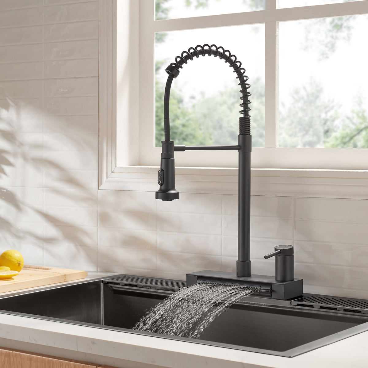 FORNO ACQUA FCWCMBKD1 Waterfall Pull-Down Kitchen Faucet Black - Hero