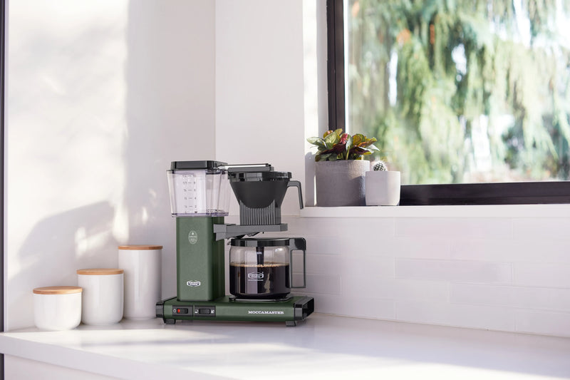 Moccamaster KBGV Select Glass Carafe 10-Cup Coffee Maker in Juniper with Volume Selector Switch, Automatic Drip-Stop, & Auto-off 100 minutes, 40 Ounce, 1.25L (53923)