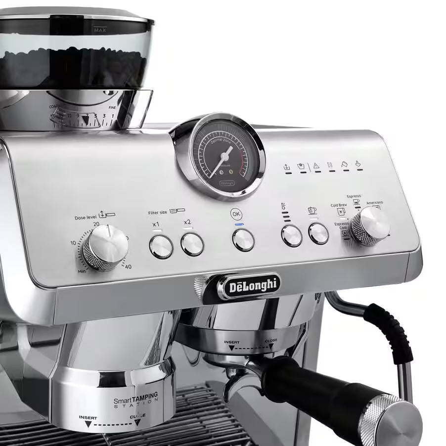 Stainless espresso machine with top dial and side steam wand