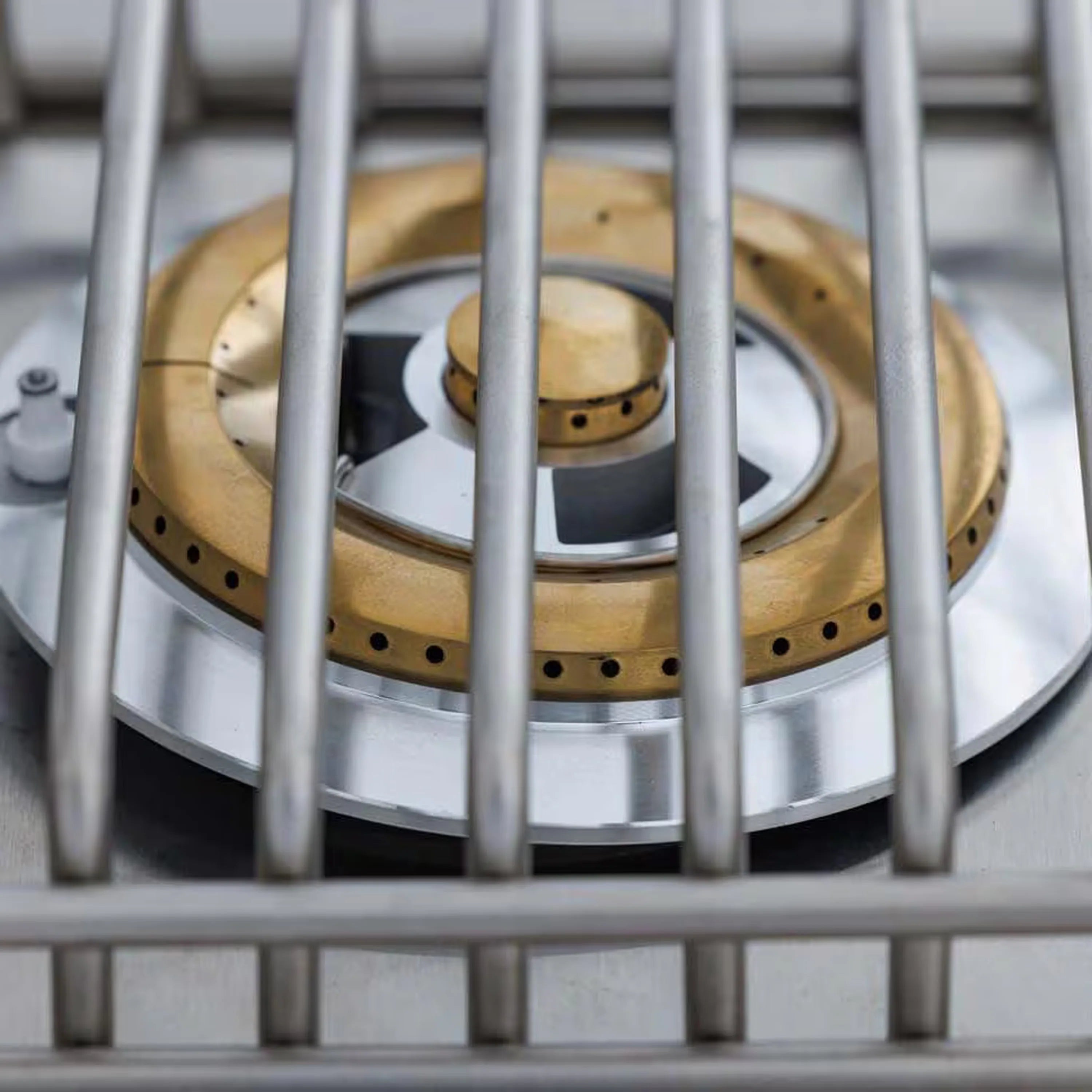 Natural gas side burner, stainless steel circular burner head with port ring