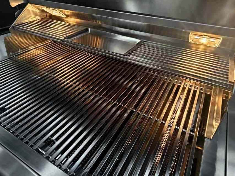 TrueFlame 32-Inch Built-In Natural Gas Grills in Stainless Steel (TF32-NG)