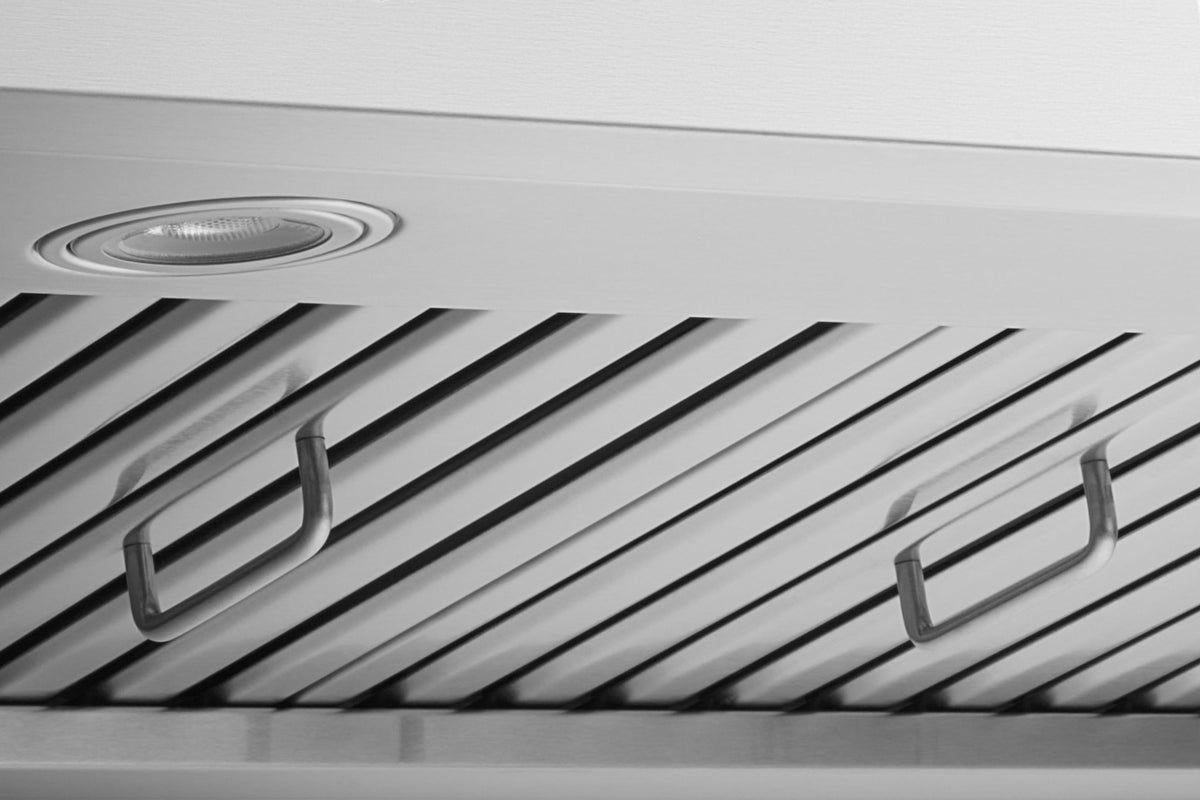 Stainless steel range hood baffle vent grilles with integrated lighting
