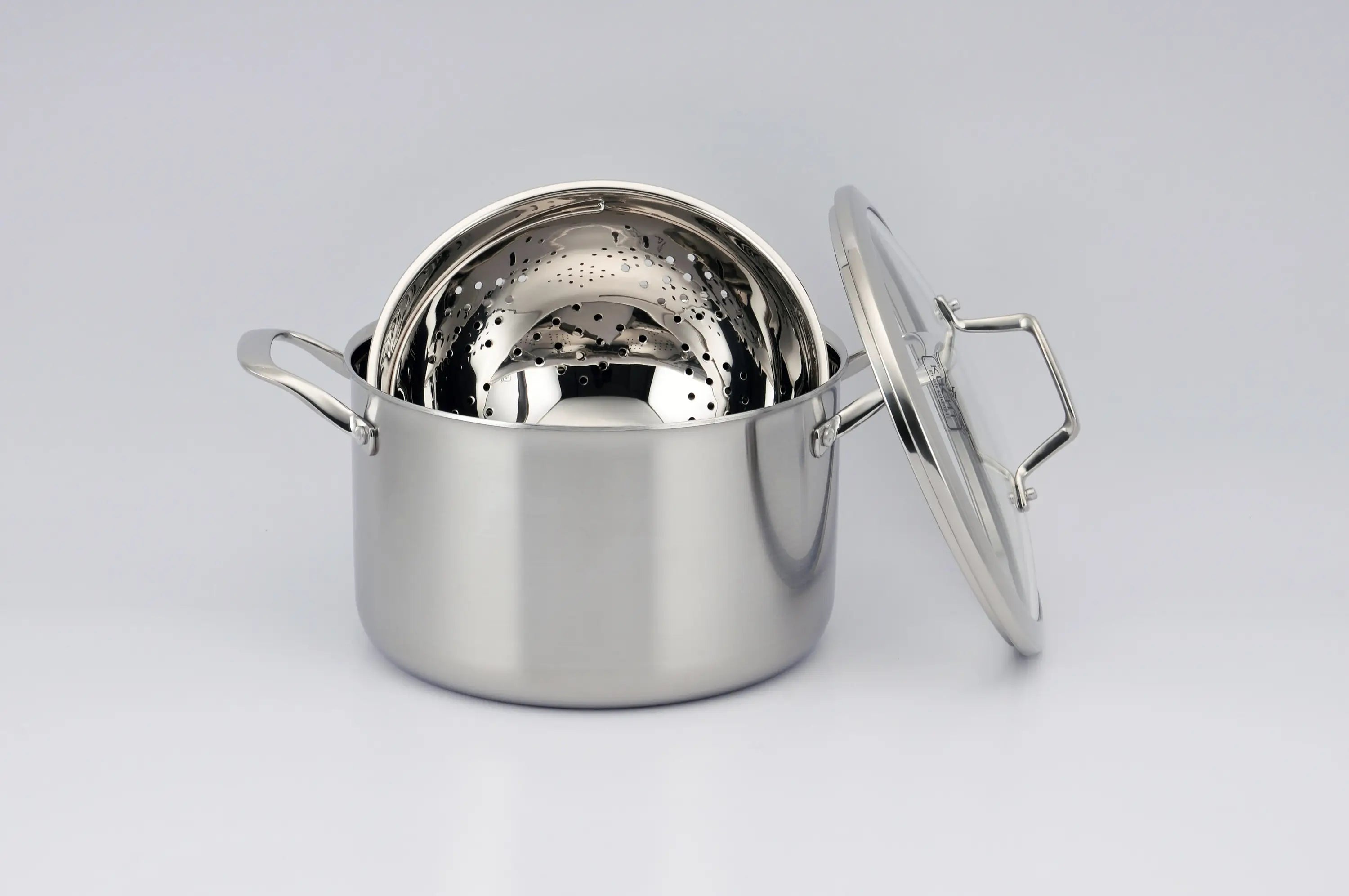 3-ply stainless steel saucepan with lid, mirror finish