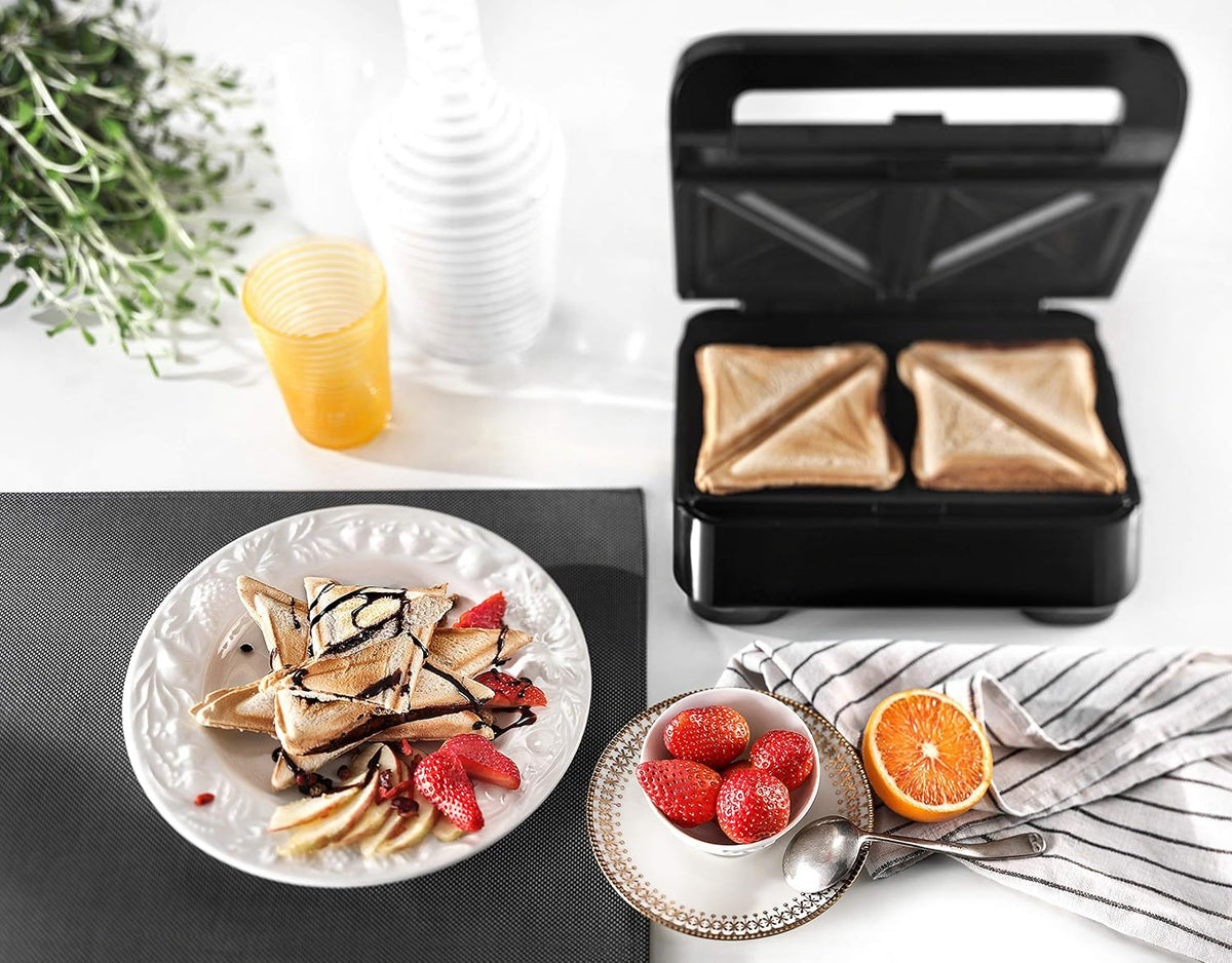 De'Longhi Livenza Compact All-Day Grill in Stainless Steel