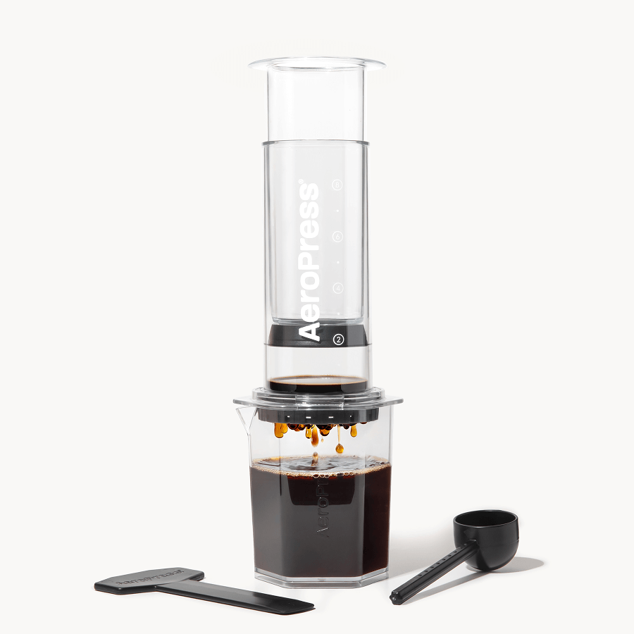 Clear XL coffee maker with transparent brewing chamber and black filter base