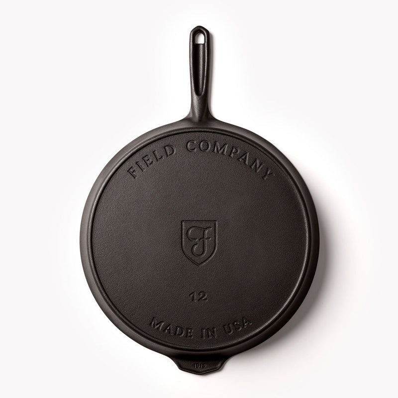 Field Company No.12, 13 ⅜-Inches Cast Iron Skillet