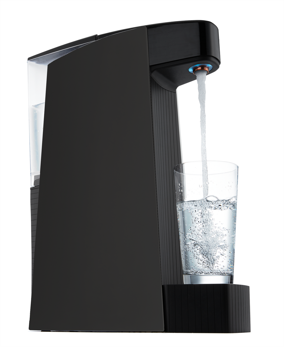 Black sparkling water maker close-up pouring water into a clear glass