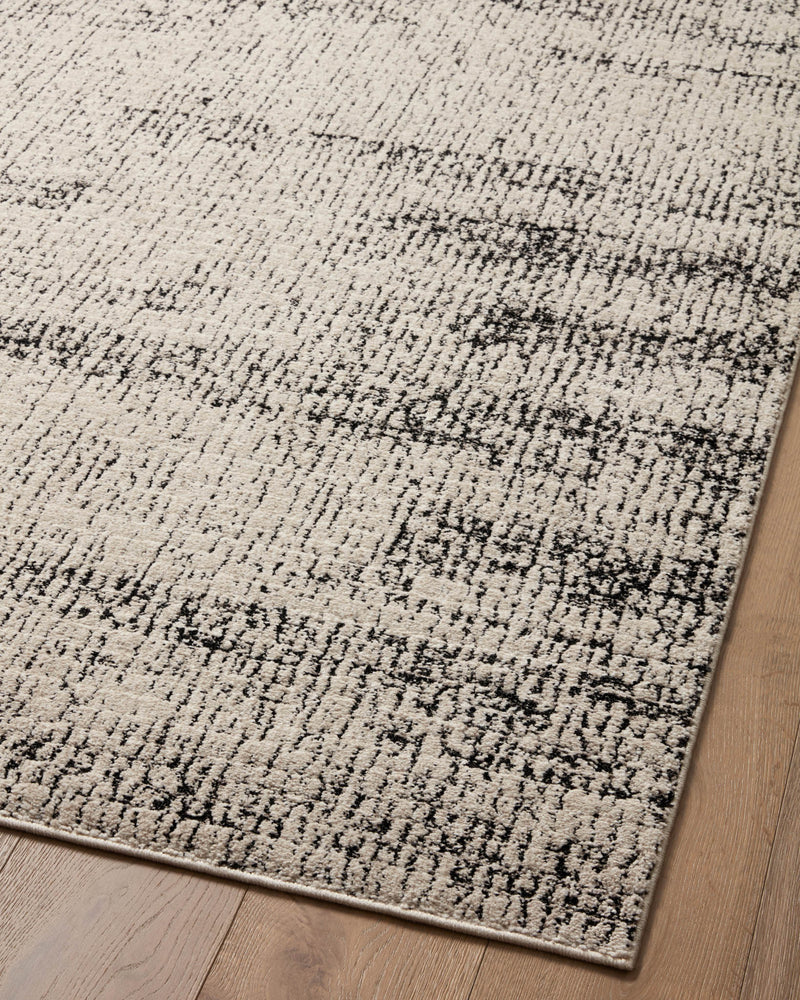 Loloi II Accent Rug 4' x 6' in Oatmeal and Charcoal (DAR-02)