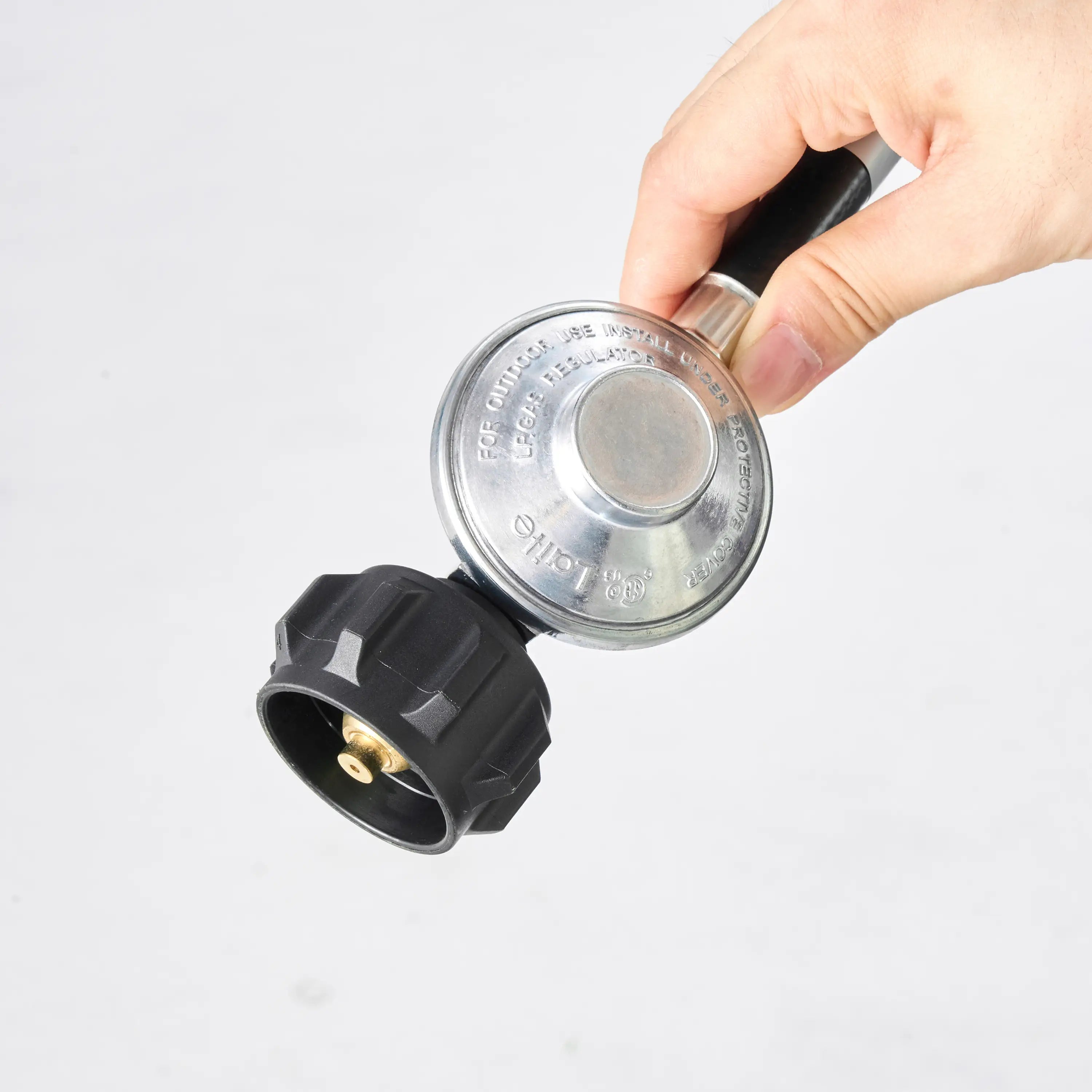 Propane tank regulator adapter connector for outdoor gas fire pit