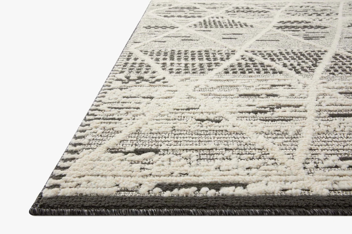 Accent rug with ivory and charcoal geometric pattern and fringe edge, 4x6